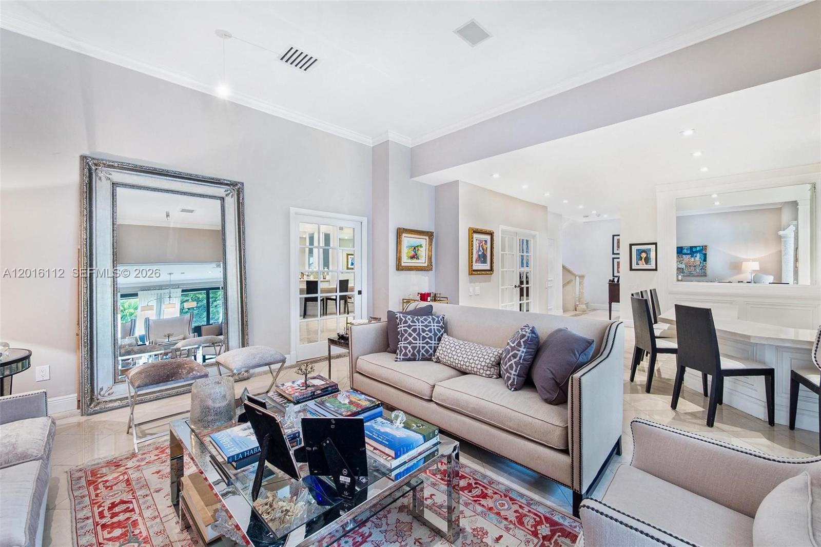 2000 S Bayshore Drive