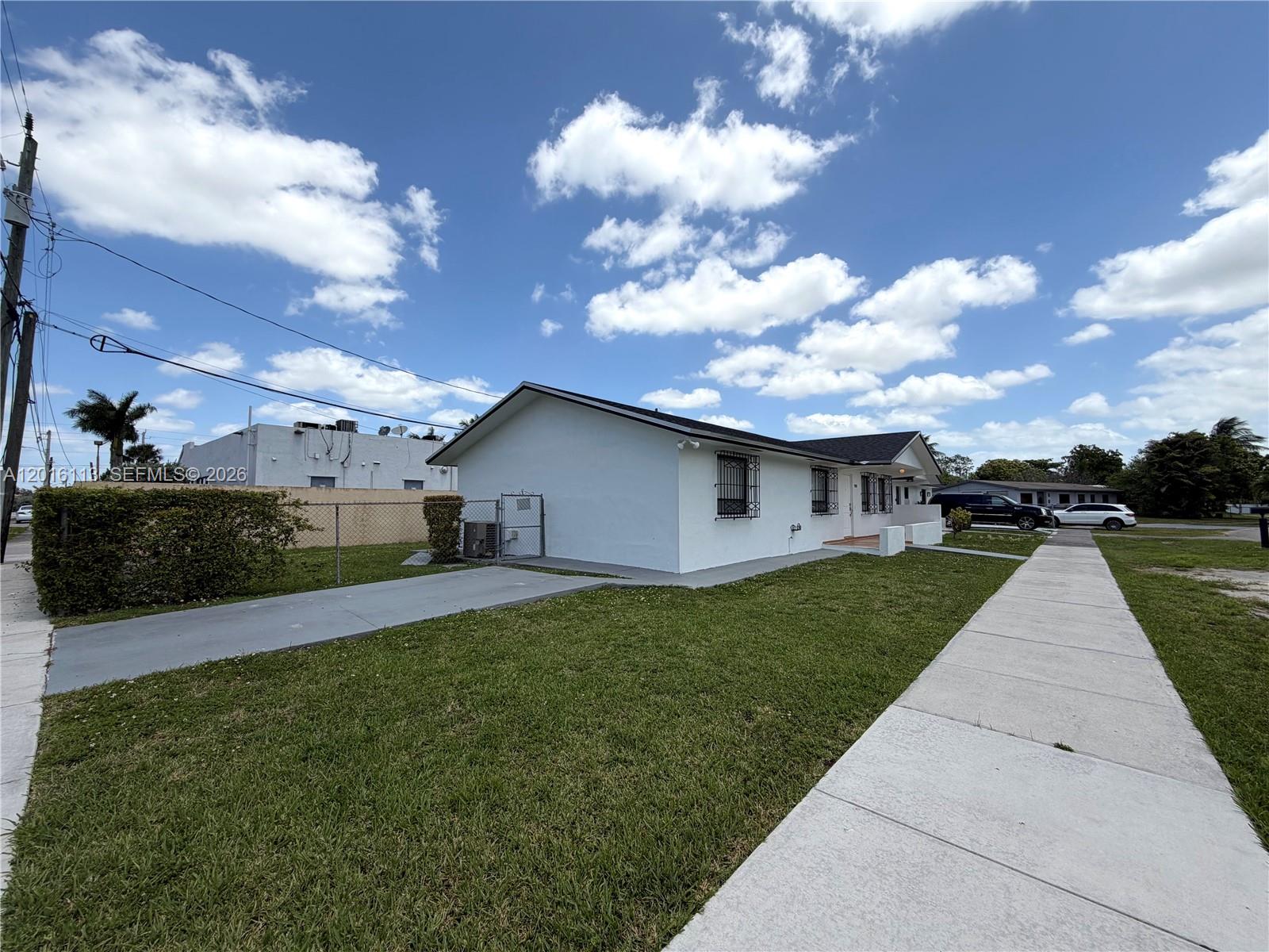 7993 SW 9th Terrace