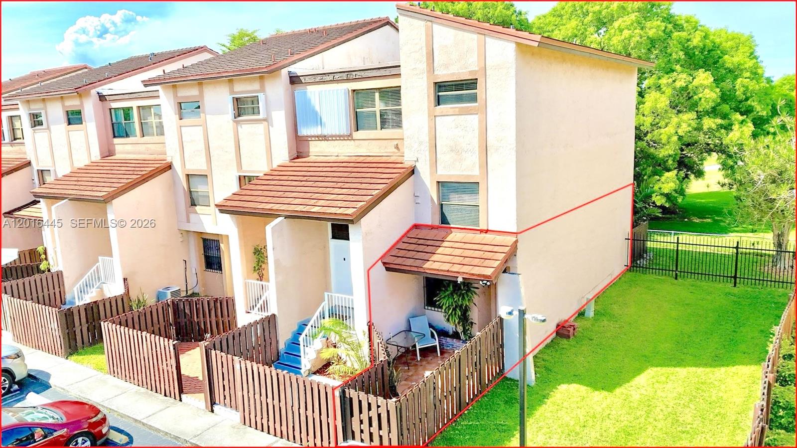 425 W Park Drive