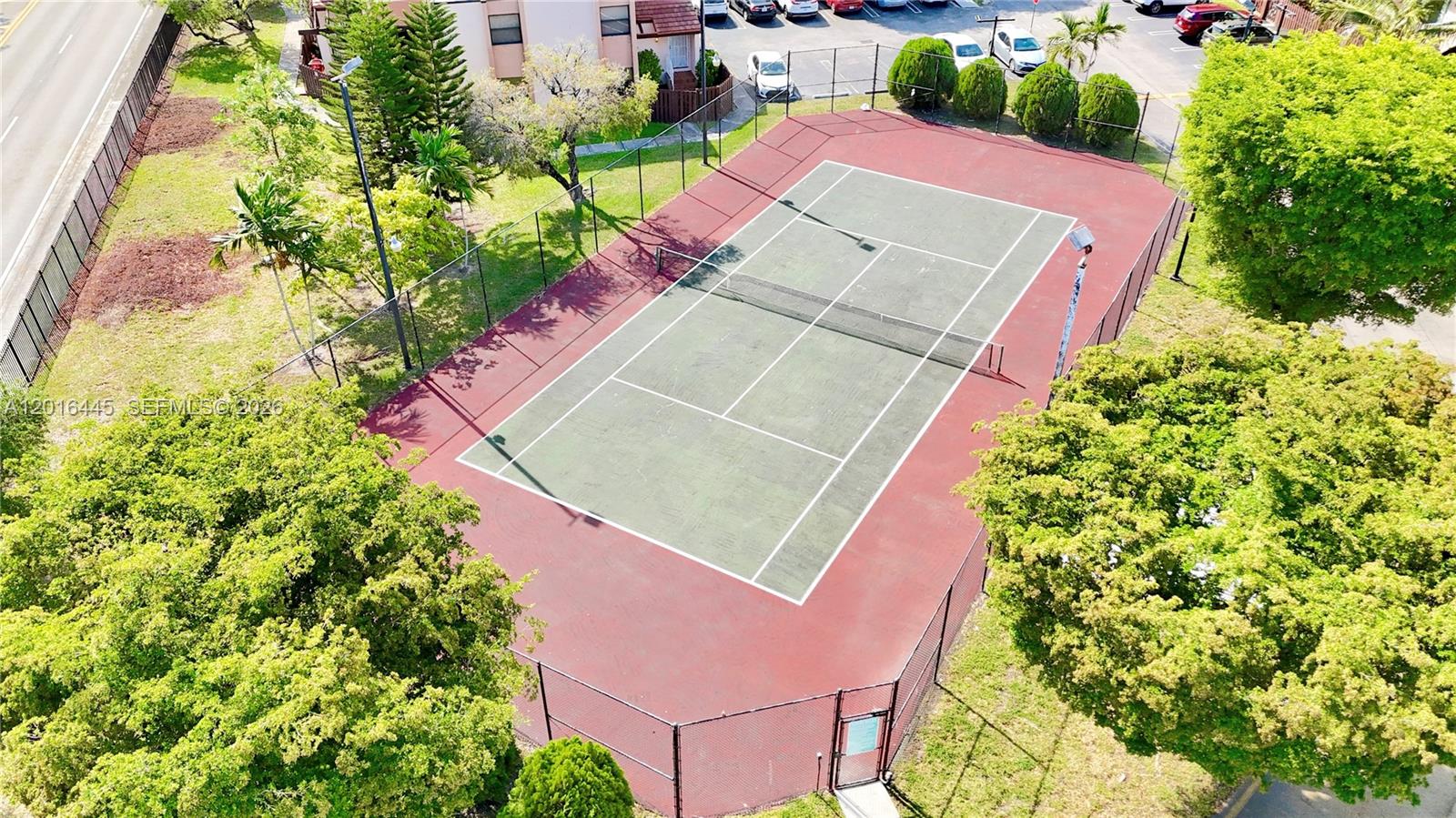 425 W Park Drive