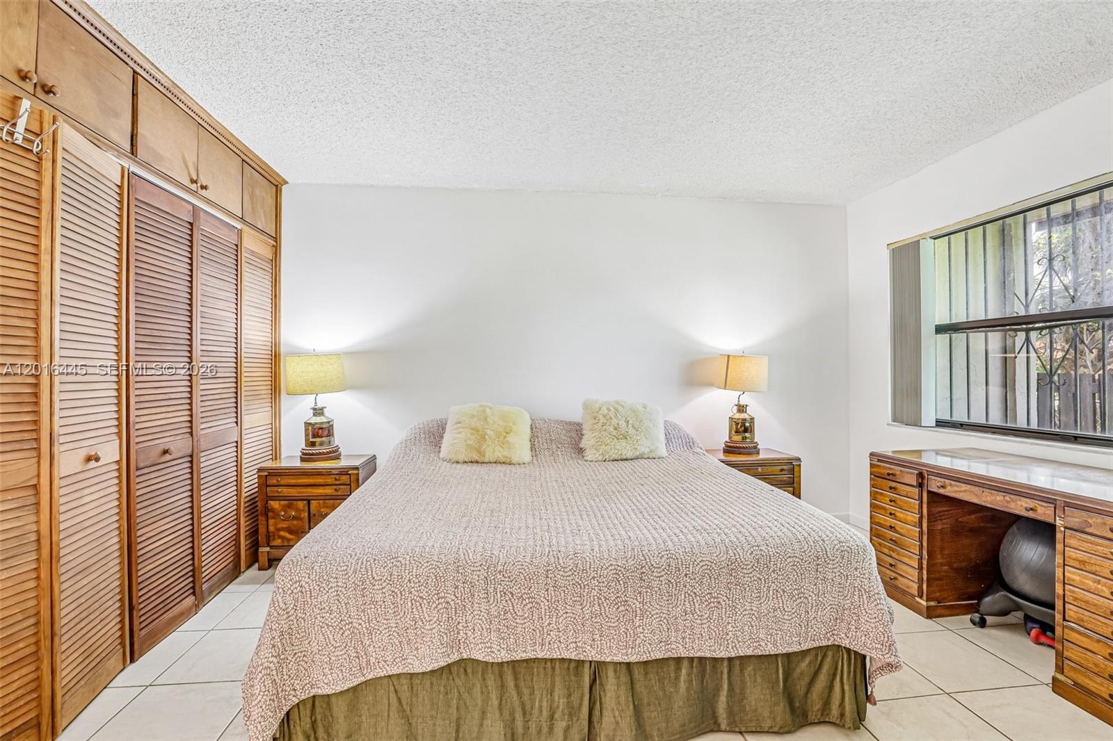 425 W Park Drive