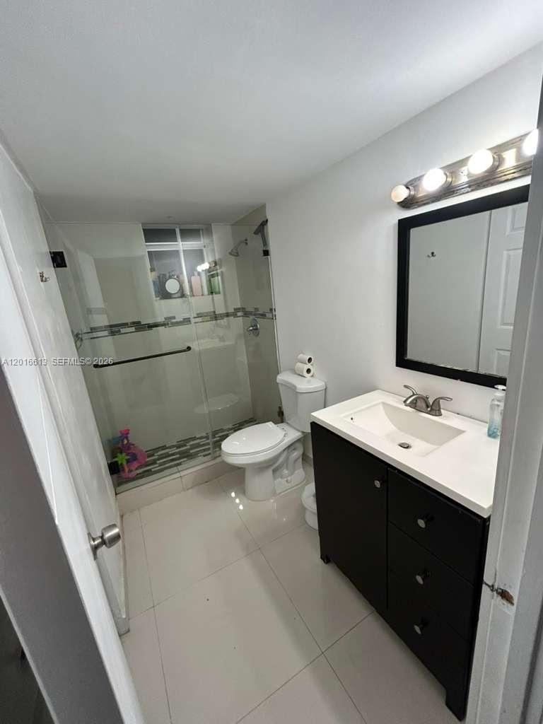 2903 N Miami Beach Boulevard