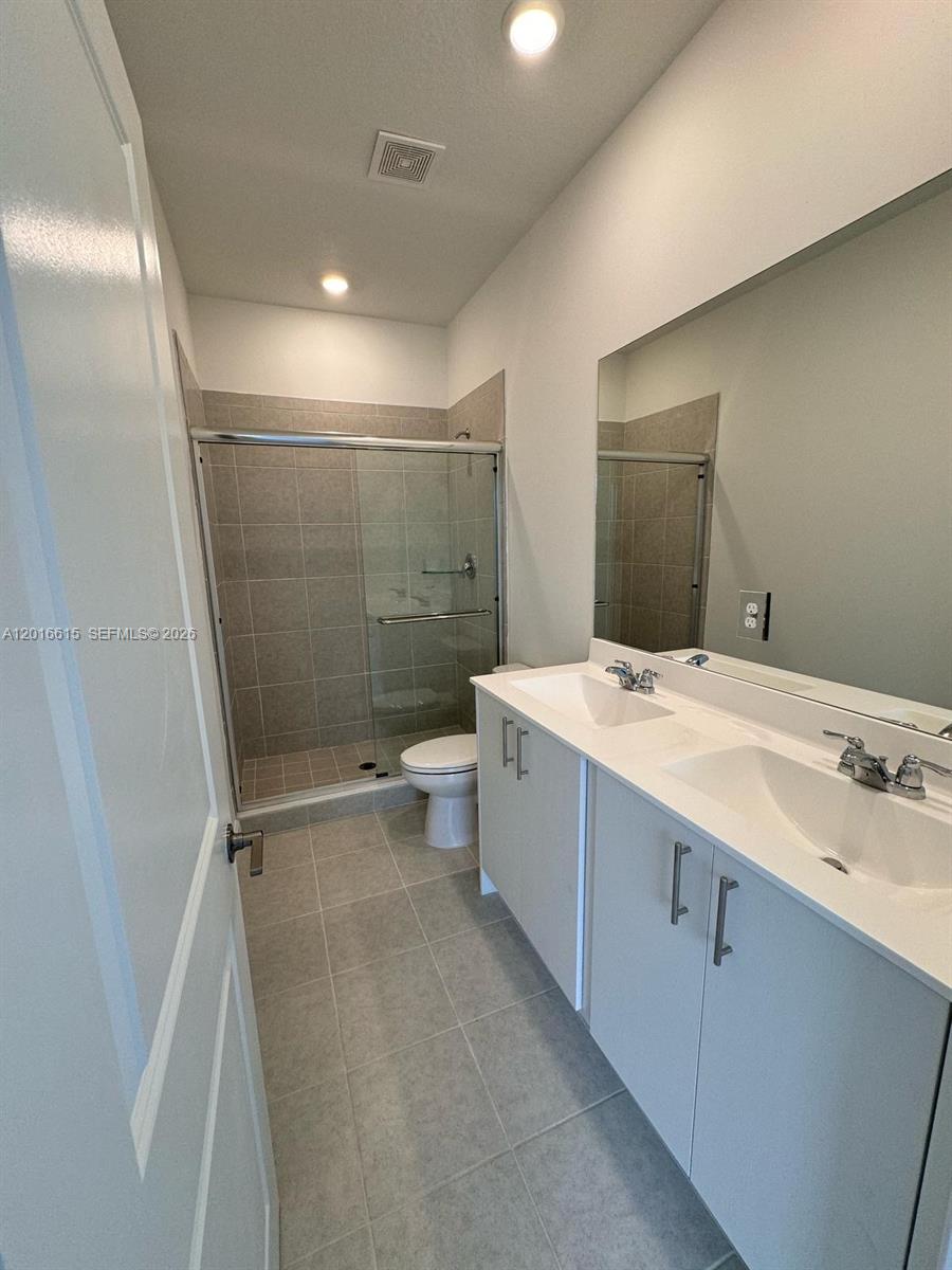 663 SE 13th St Circle