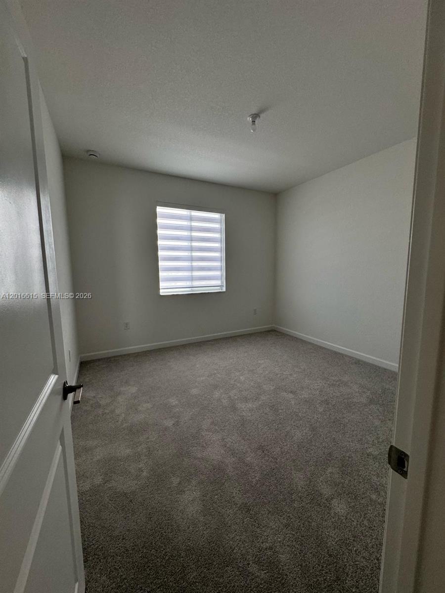 663 SE 13th St Circle