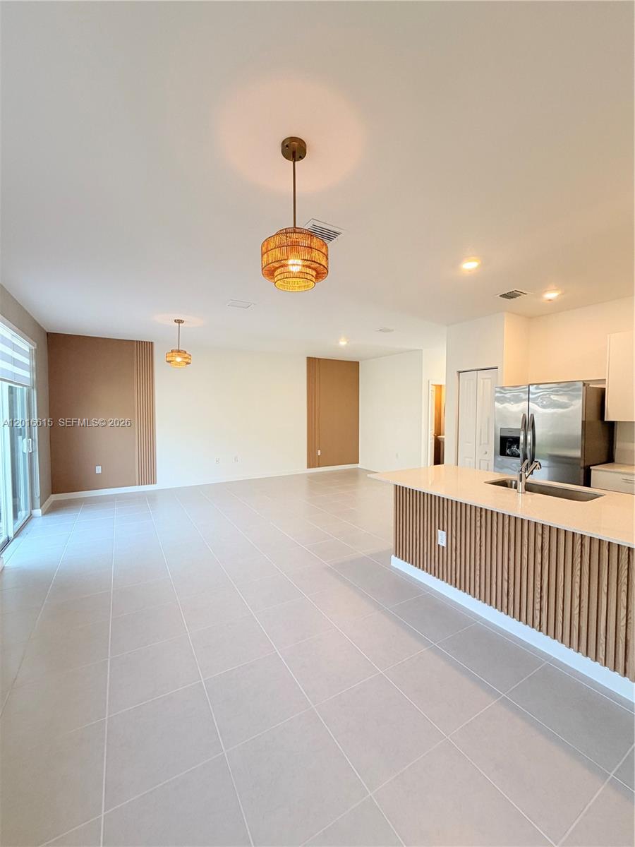 663 SE 13th St Circle