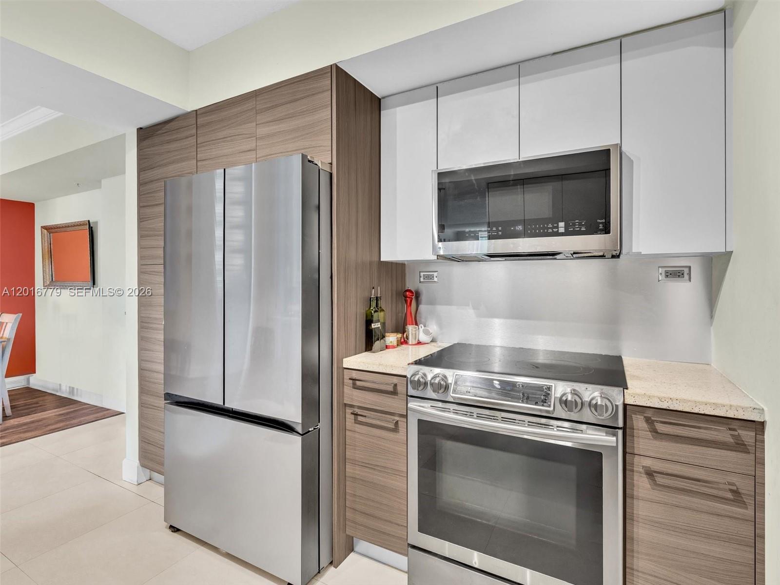 2000 N Bayshore Drive