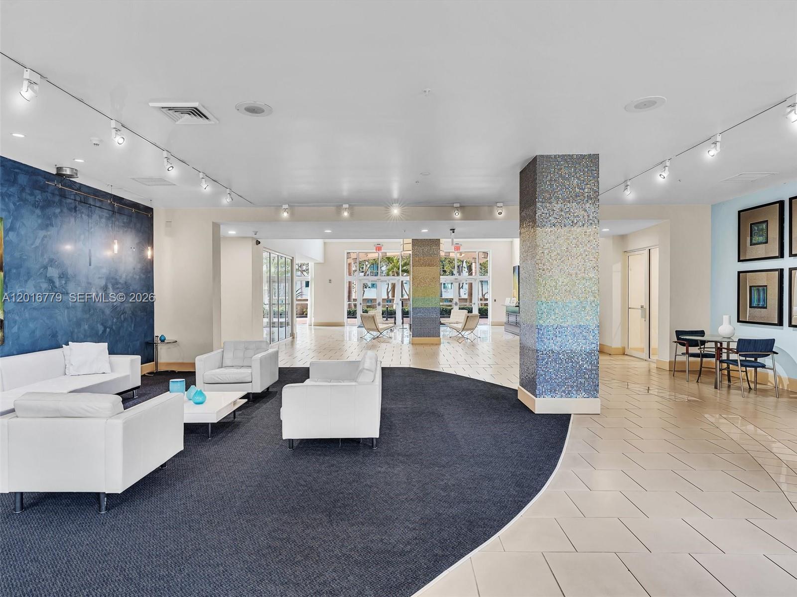2000 N Bayshore Drive