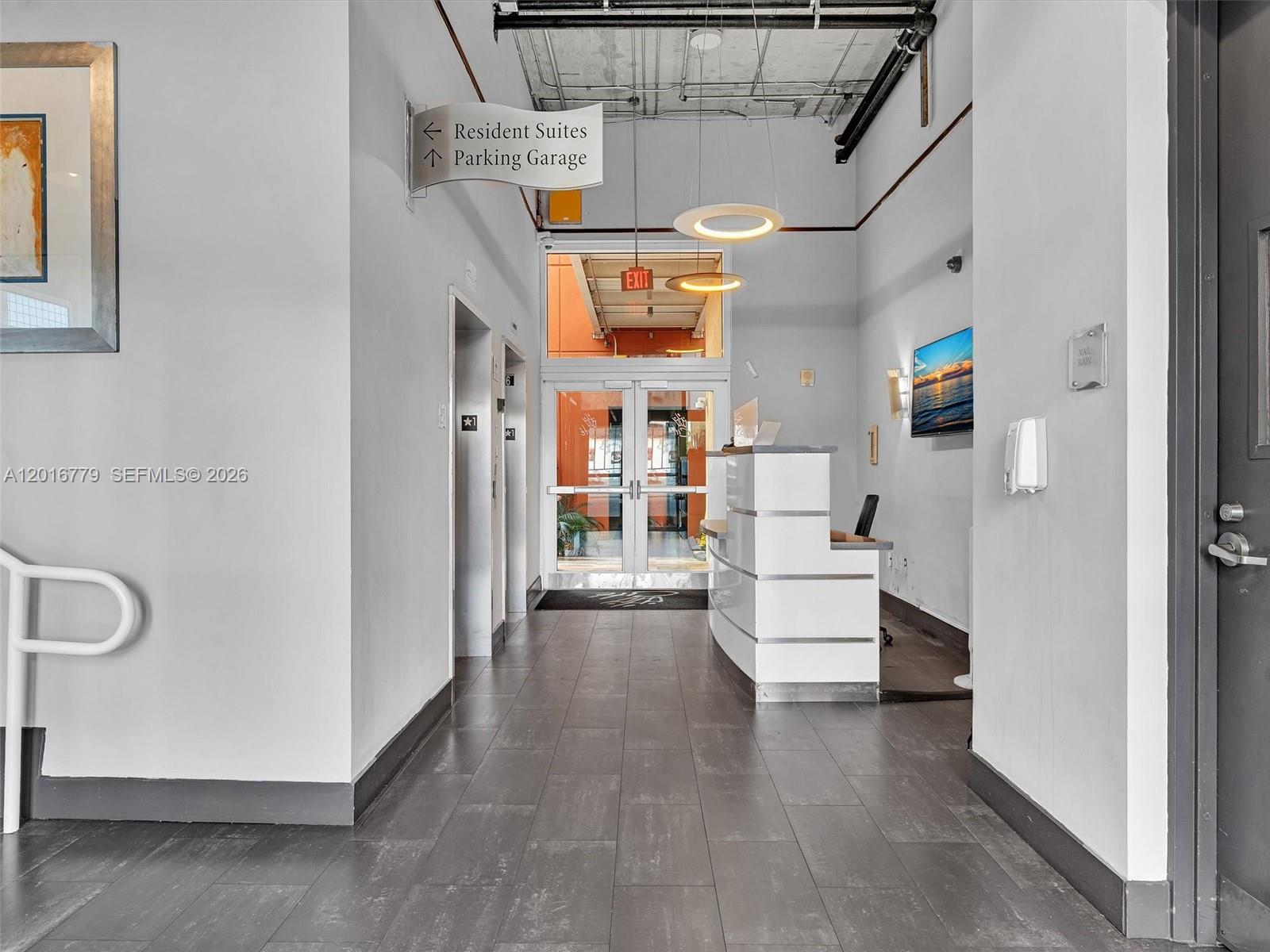 2000 N Bayshore Drive