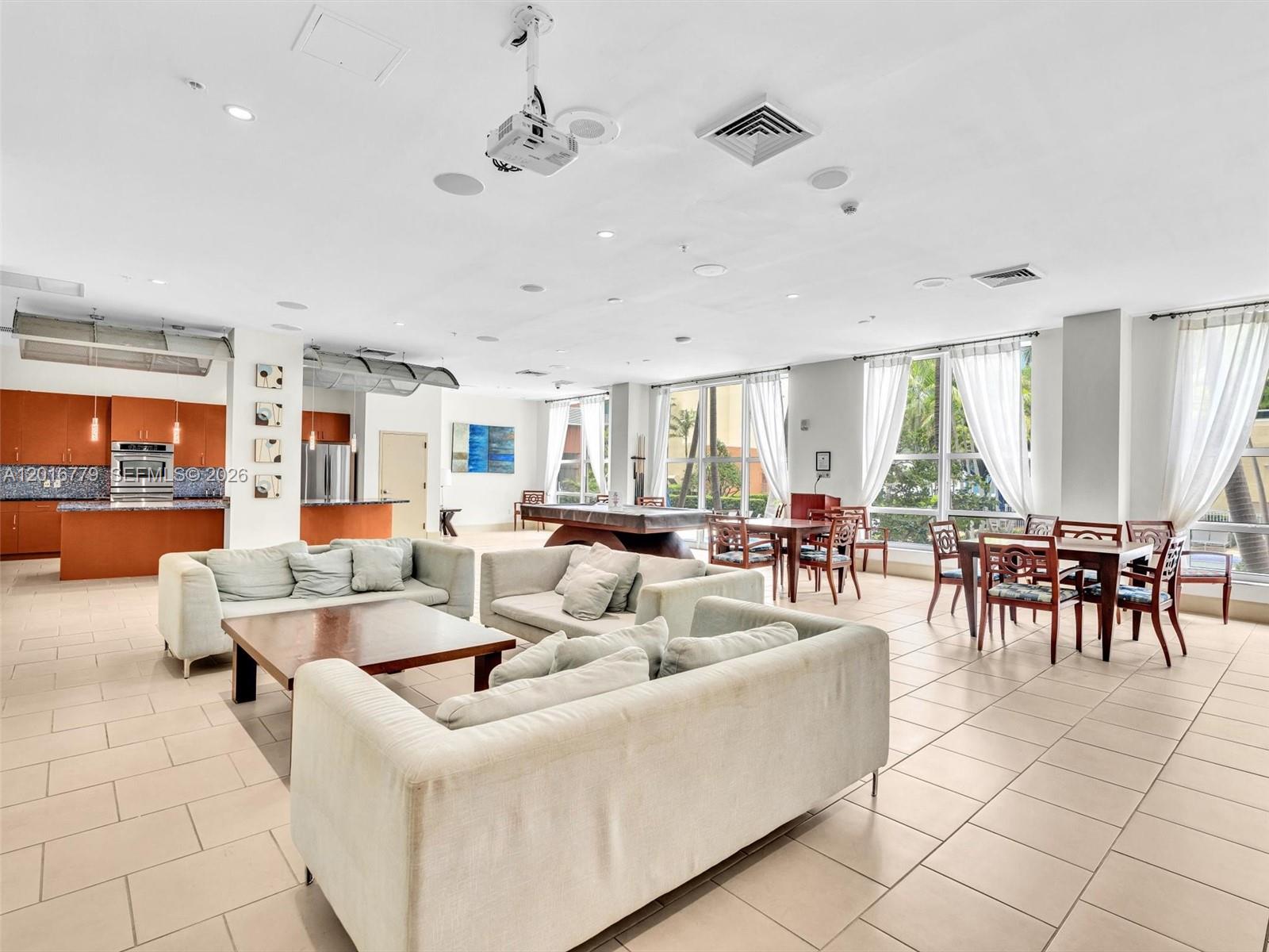 2000 N Bayshore Drive