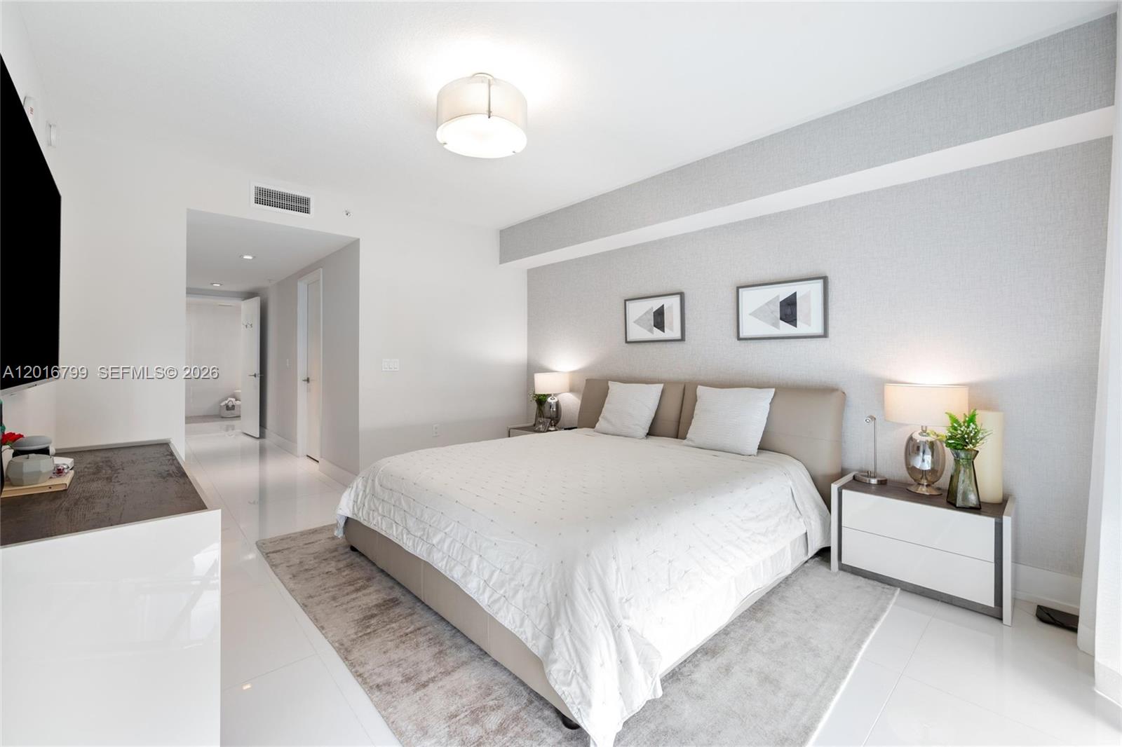 300 Sunny Isles Boulevard