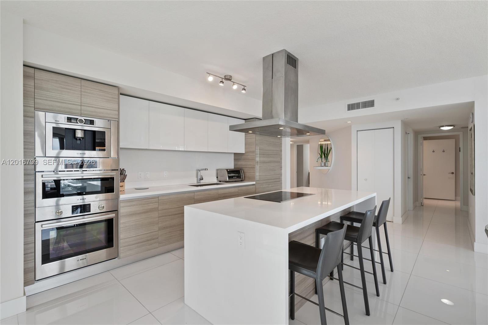 300 Sunny Isles Boulevard