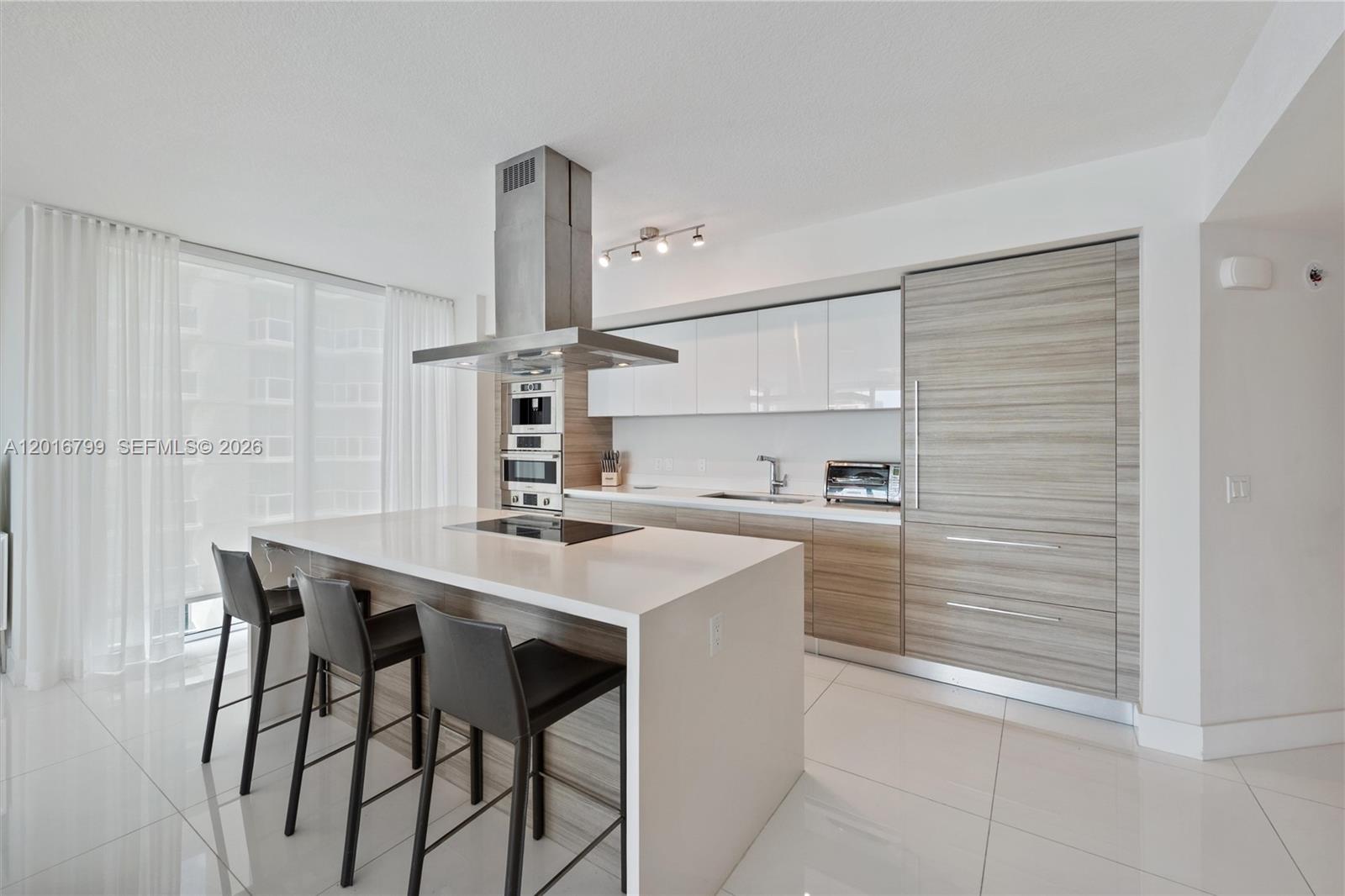 300 Sunny Isles Boulevard