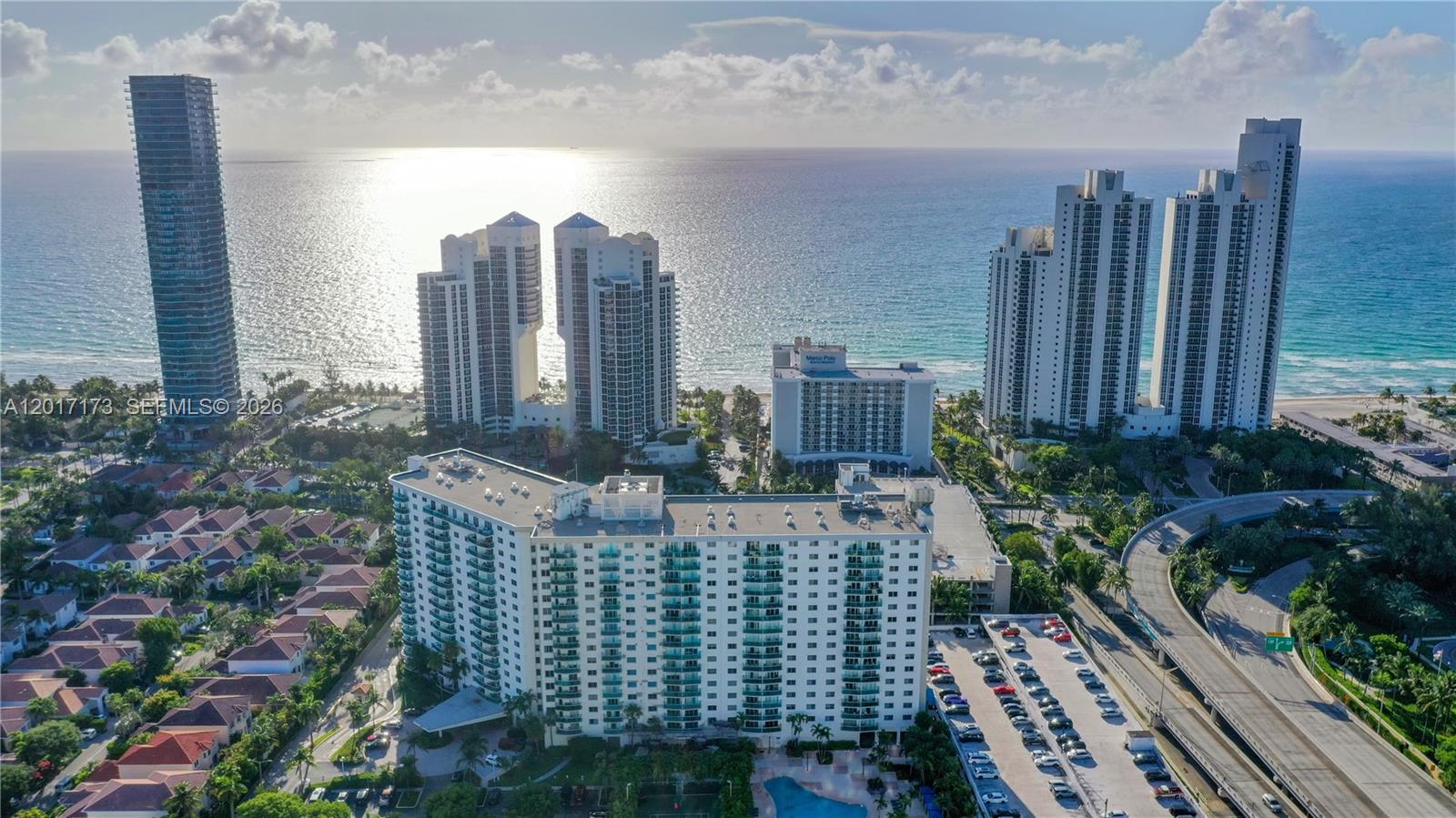 19370 Collins Avenue