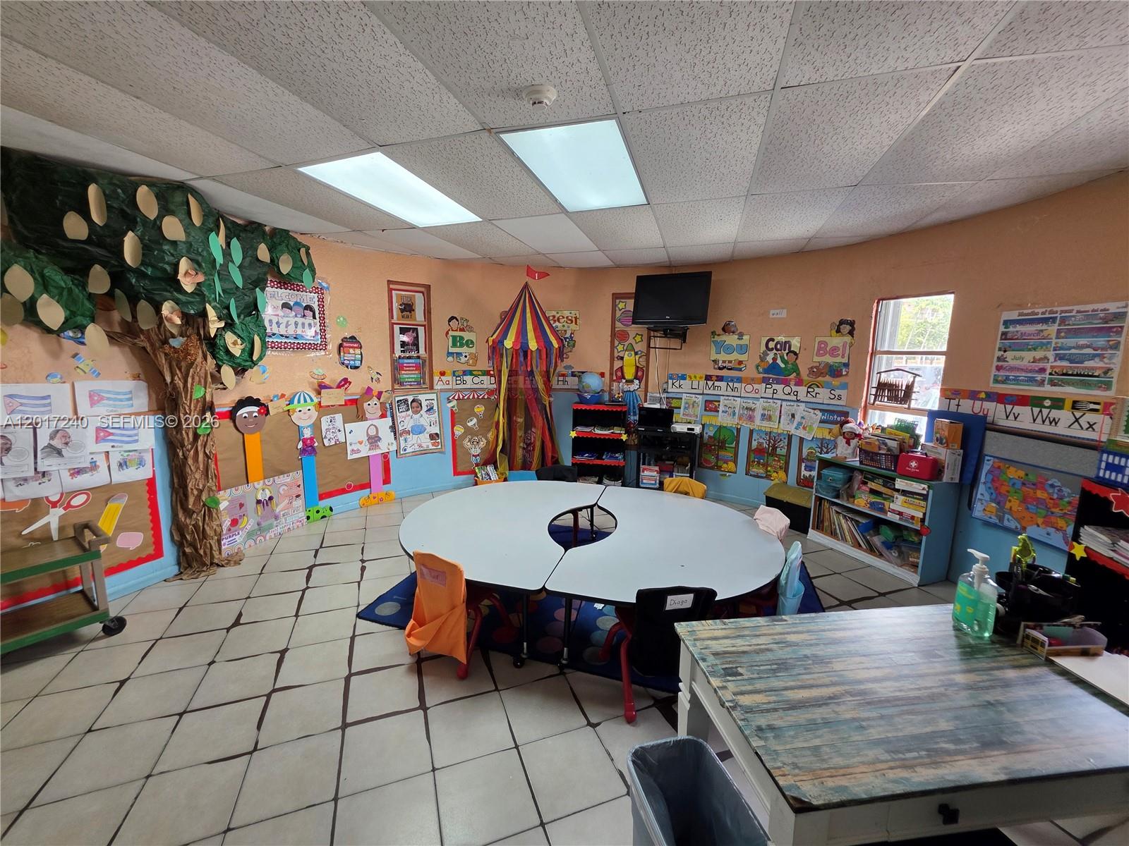 2660 SW 17th Street