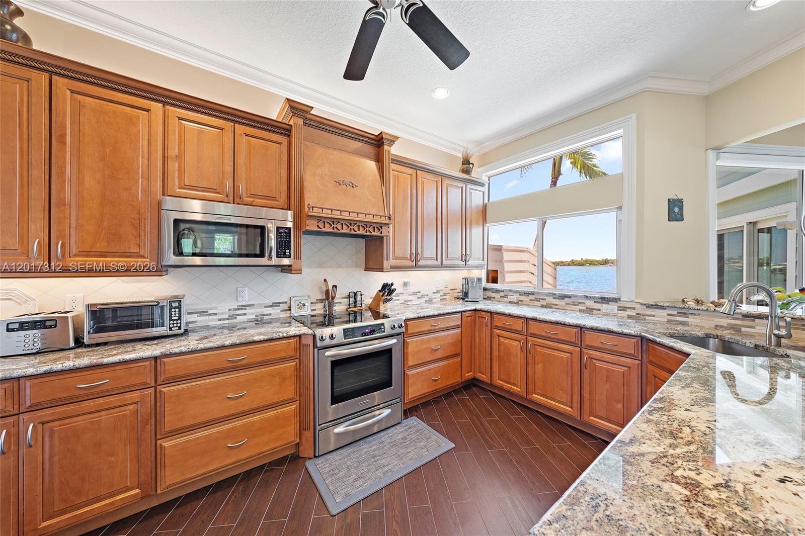 19932 Scrimshaw Way