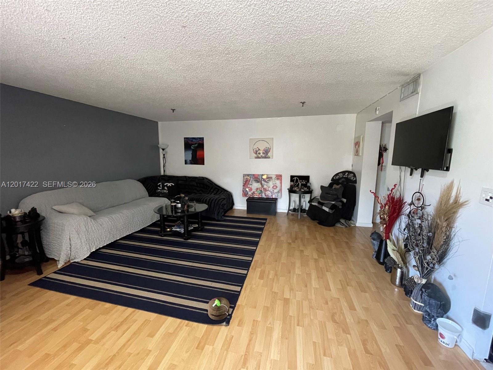 671 NE 195th Street