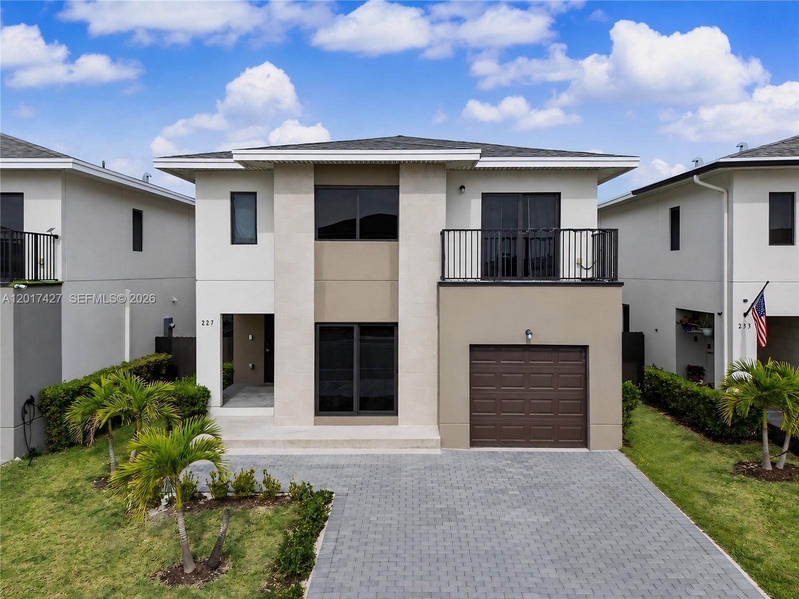 227 NW 13th Place