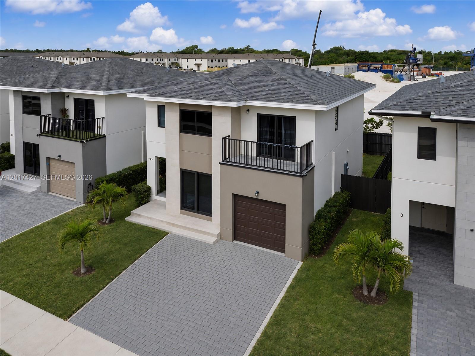 227 NW 13th Place