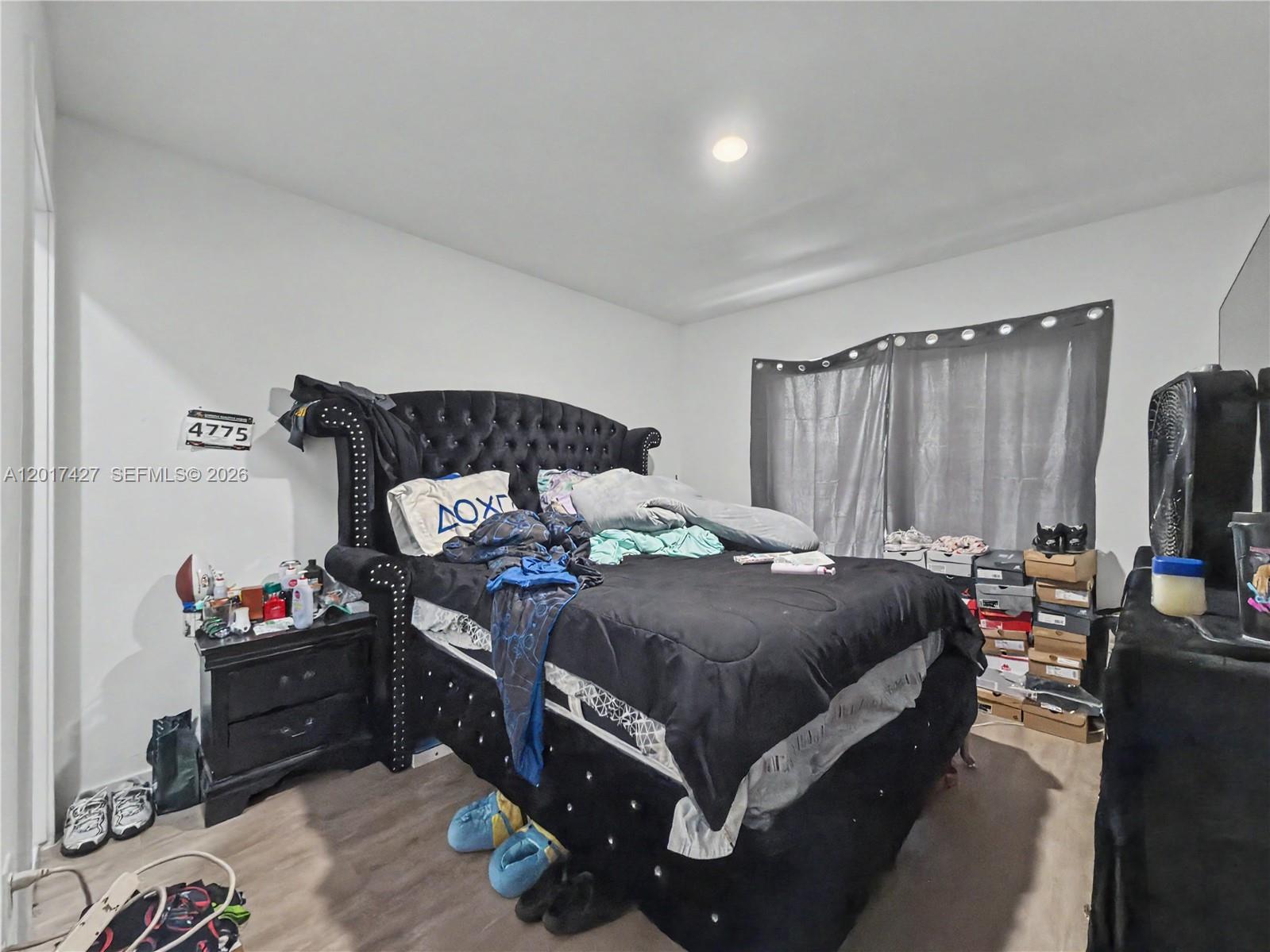 227 NW 13th Place