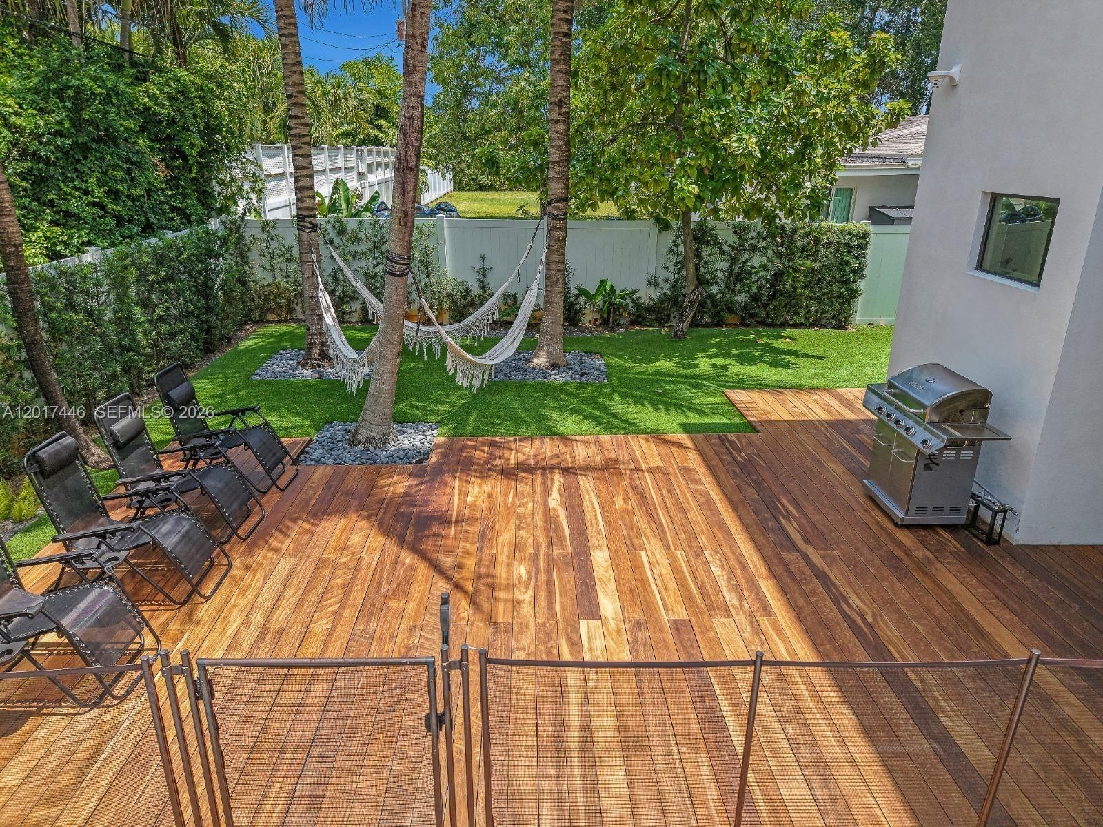 1025 NE 170th Terrace