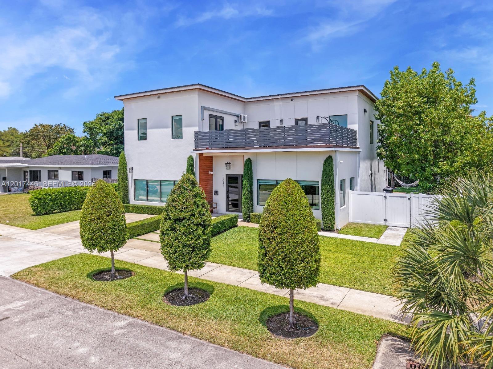 1025 NE 170th Terrace