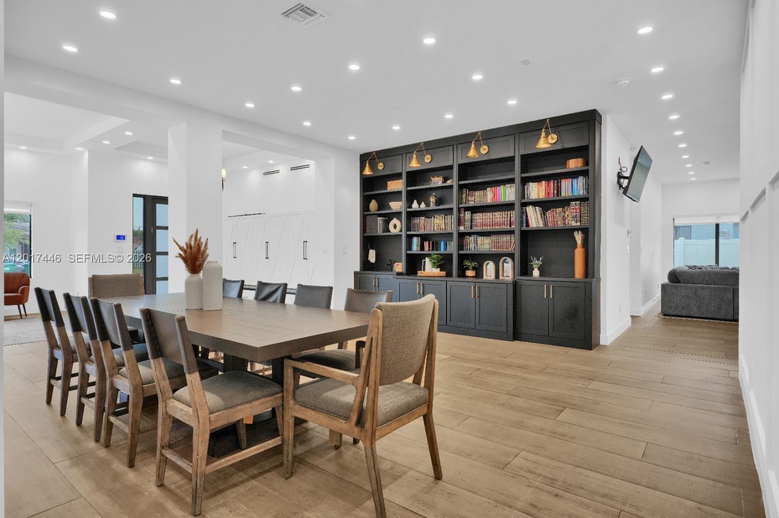 1025 NE 170th Terrace