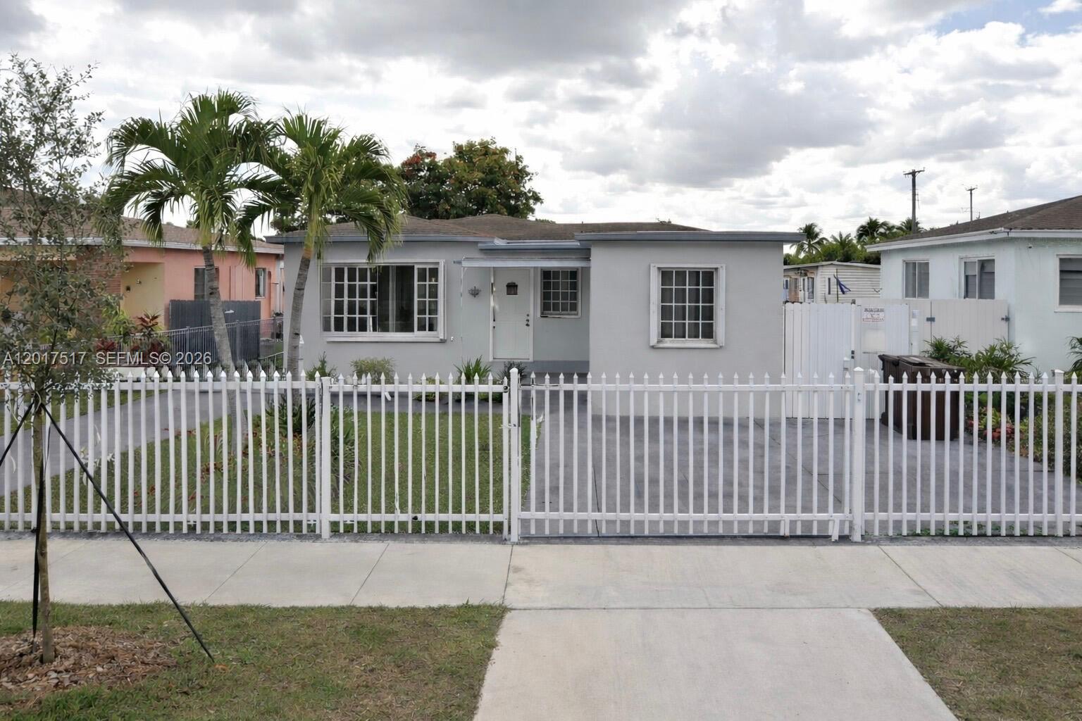 538 E 13th Street
