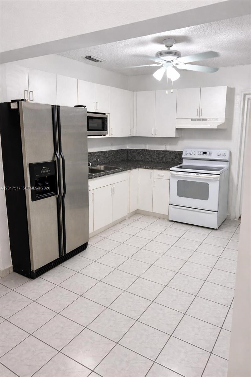 538 E 13th Street