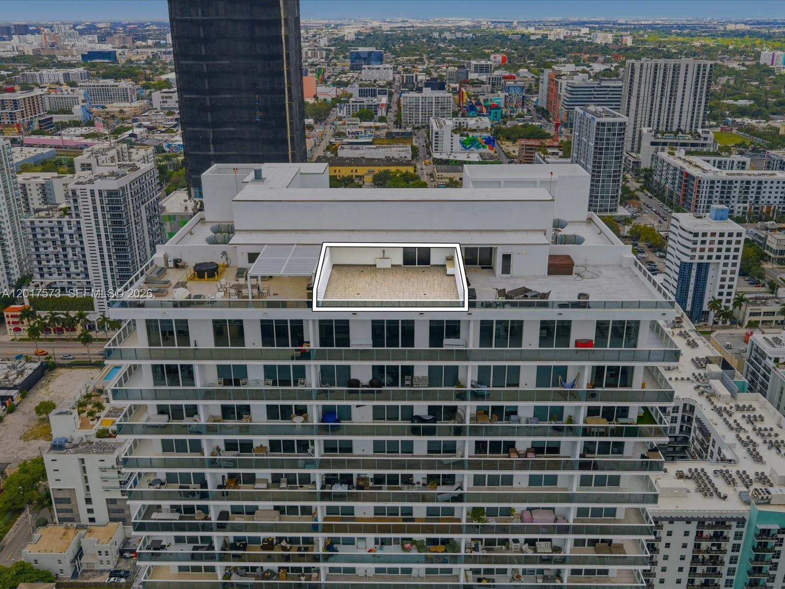 600 NE 27th Street