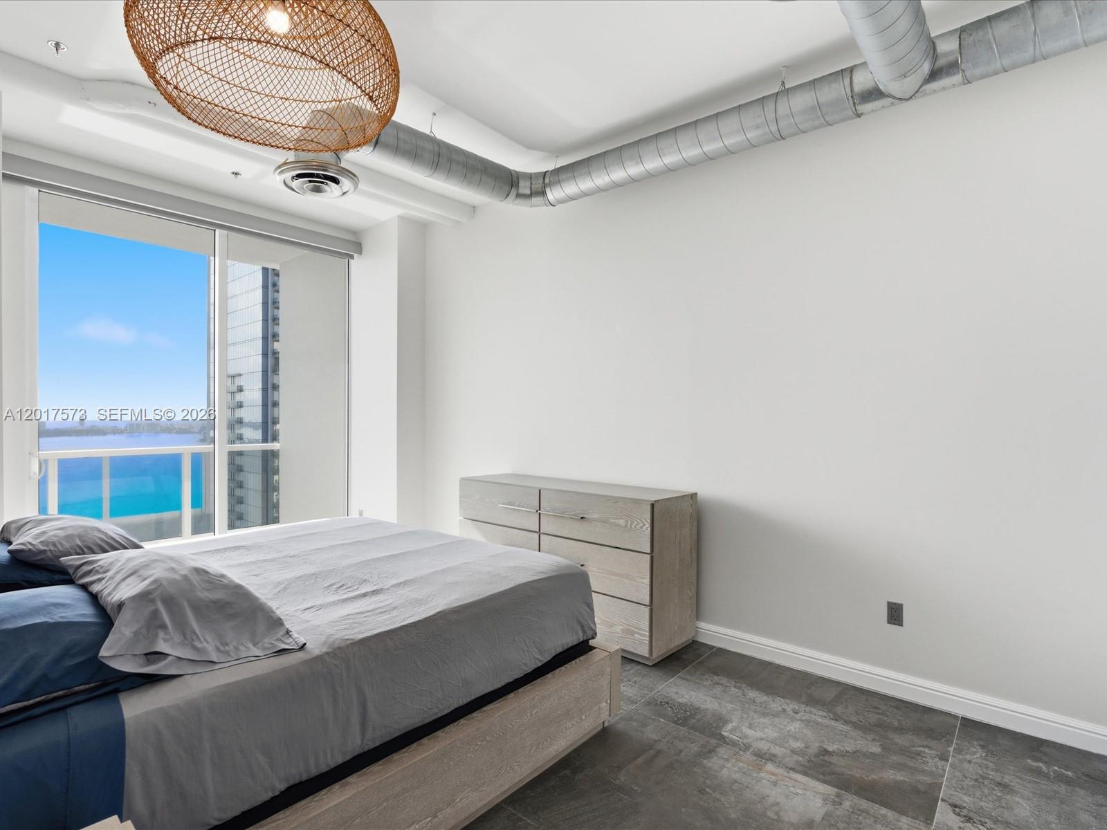 600 NE 27th Street