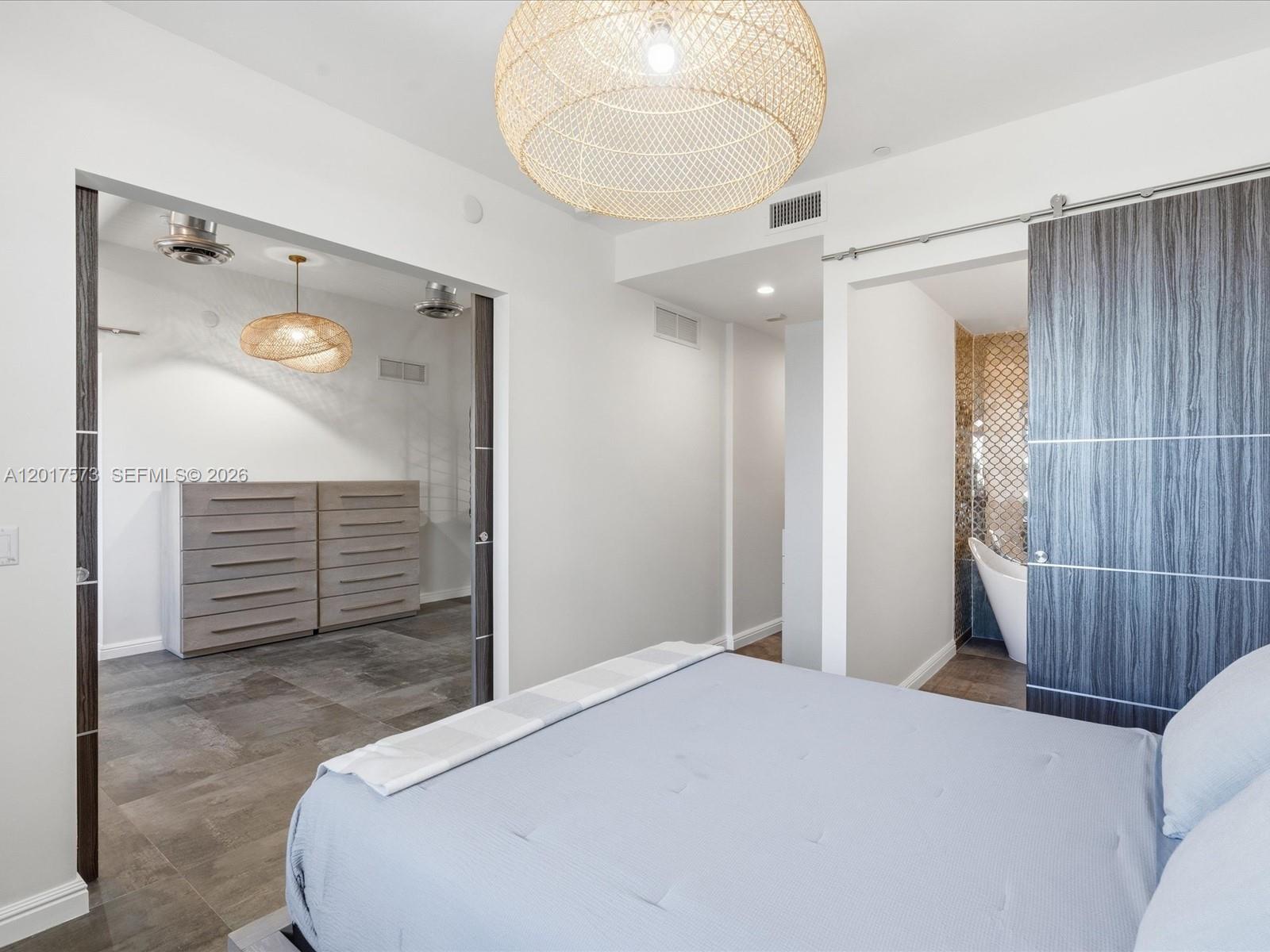600 NE 27th Street