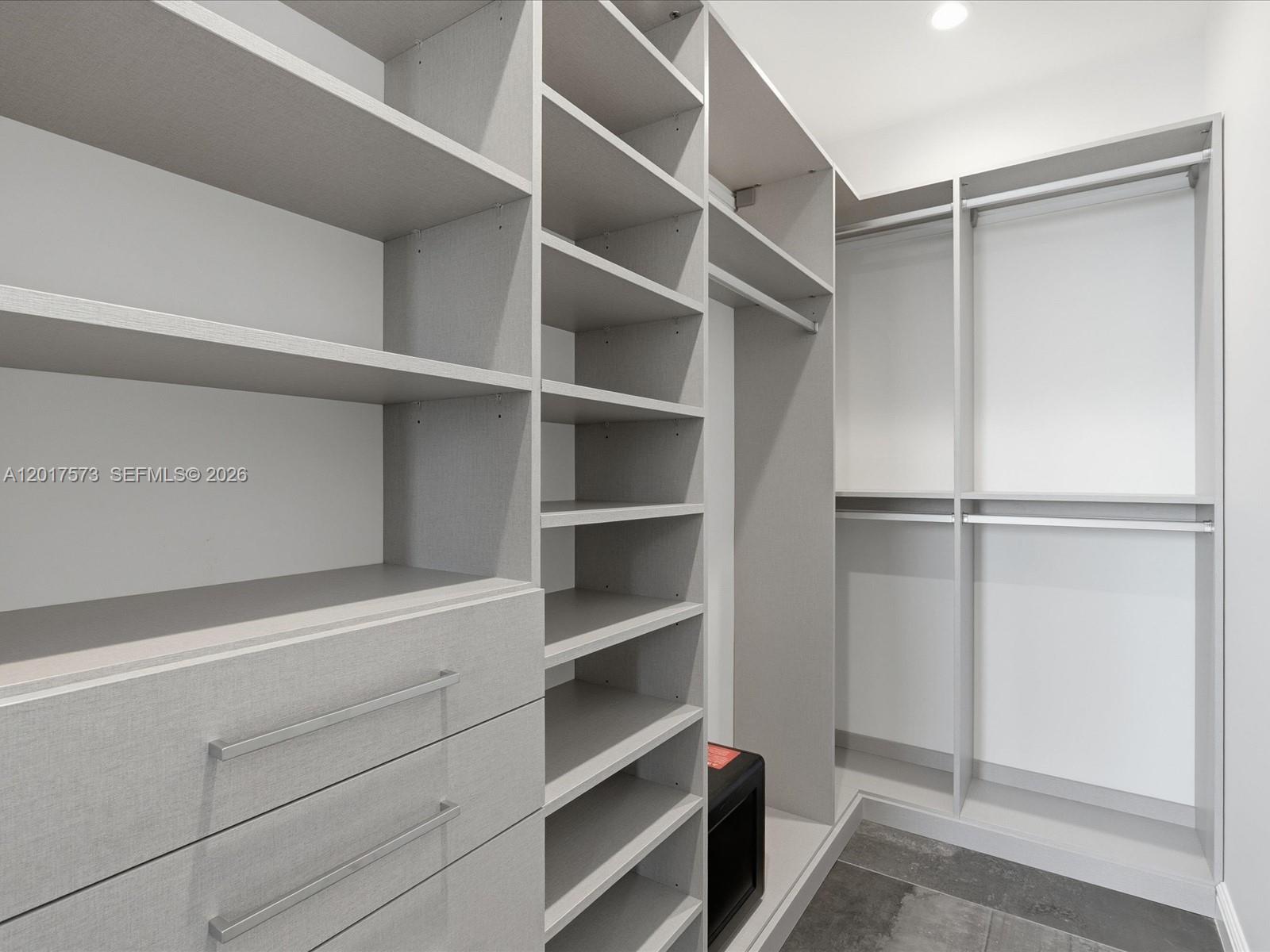 600 NE 27th Street