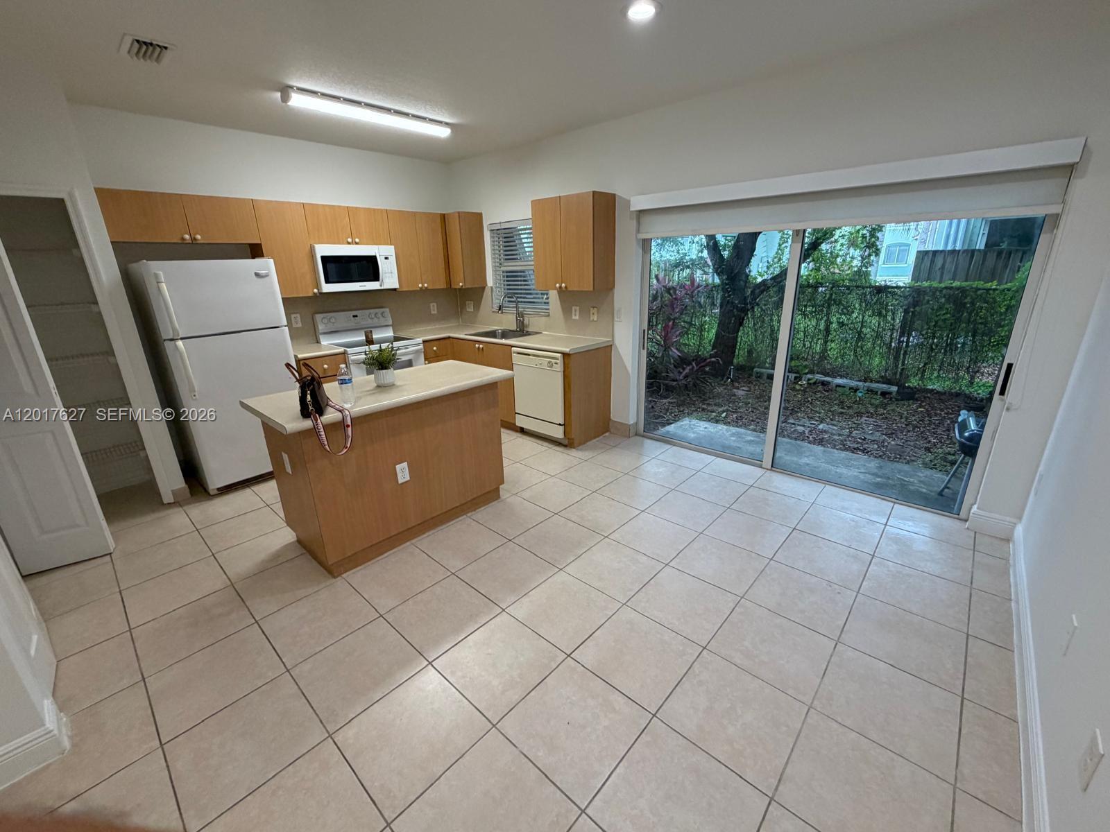 2953 SE 15th Terrace