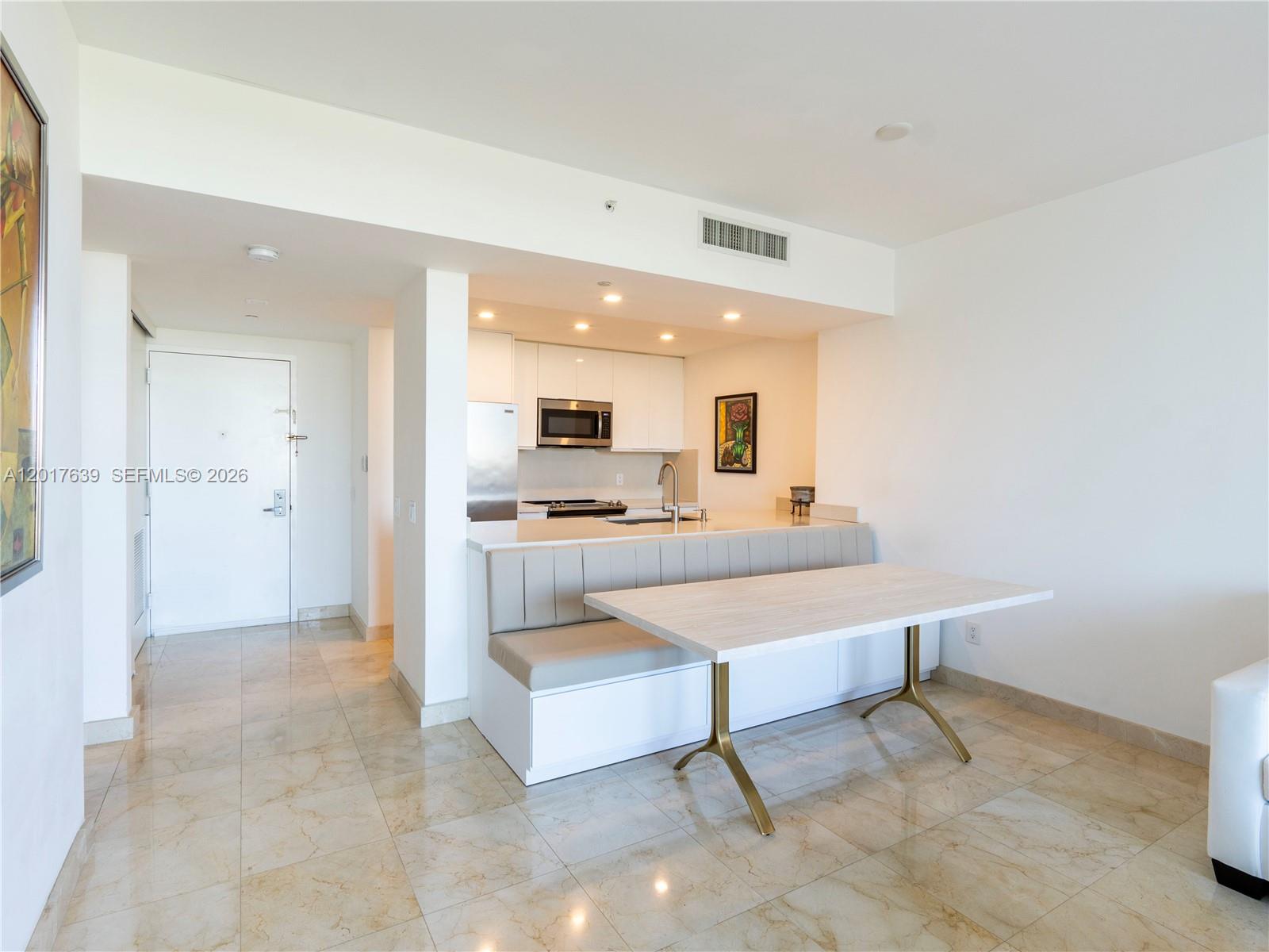 2475 Brickell Avenue