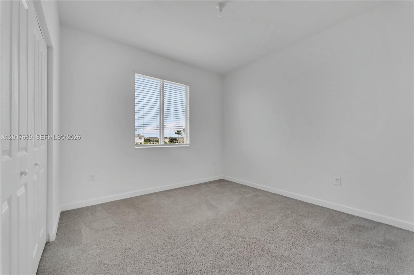 725 SE 14th Court