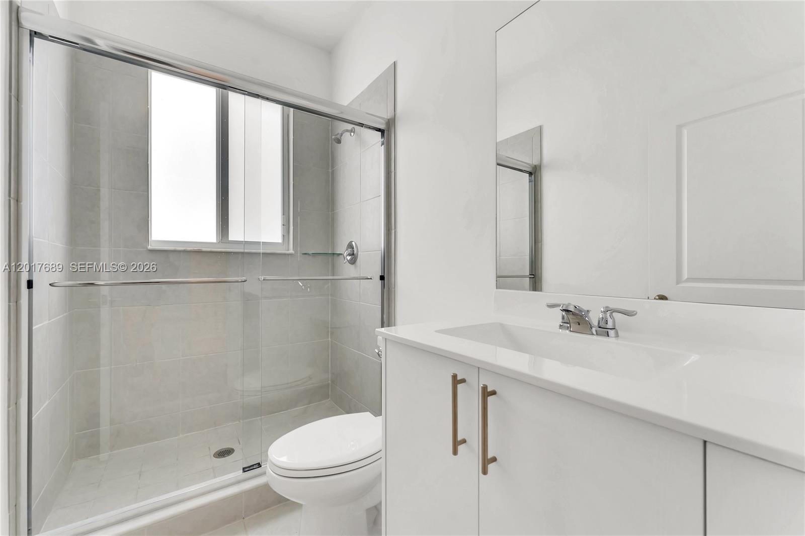 725 SE 14th Court