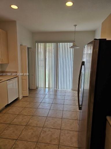 2160 NE 37th Road
