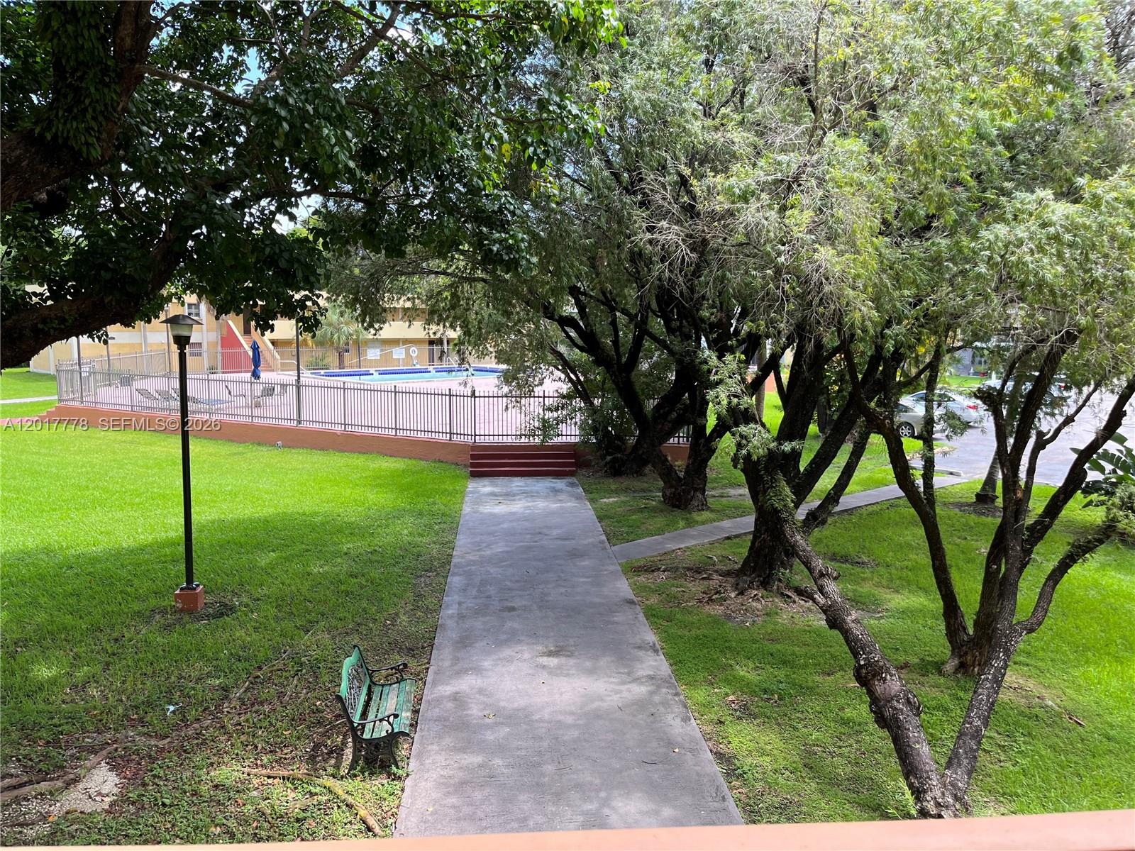 9190 Fontainebleau Boulevard