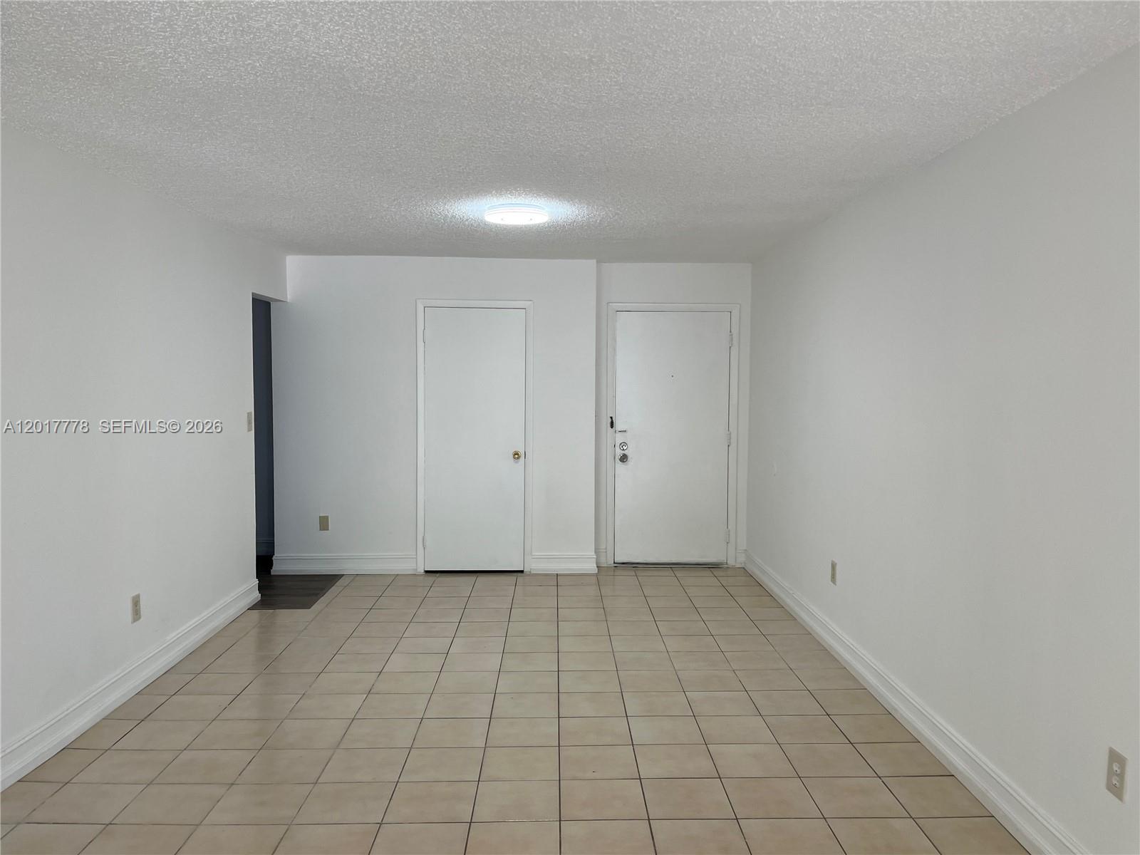 9190 Fontainebleau Boulevard