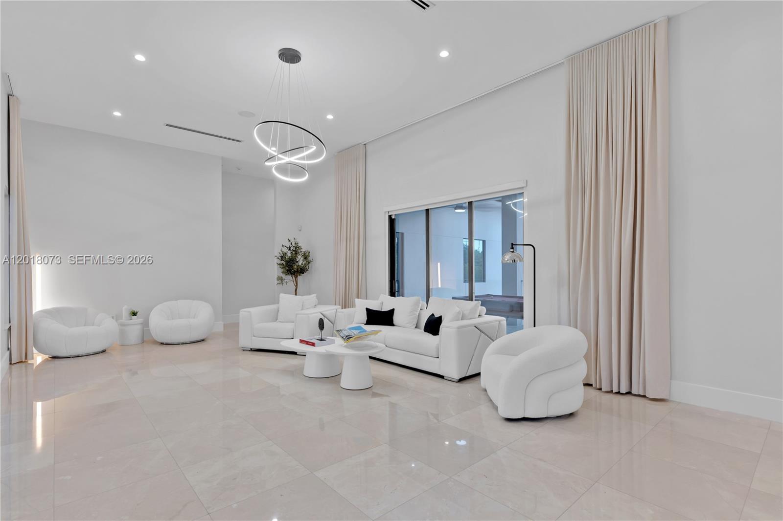 320 SW 125th Avenue