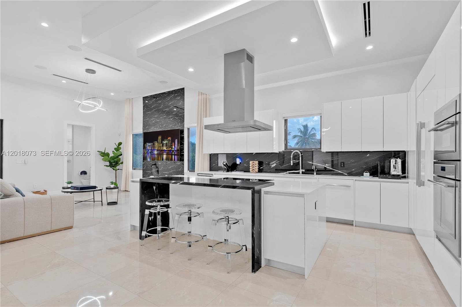 320 SW 125th Avenue