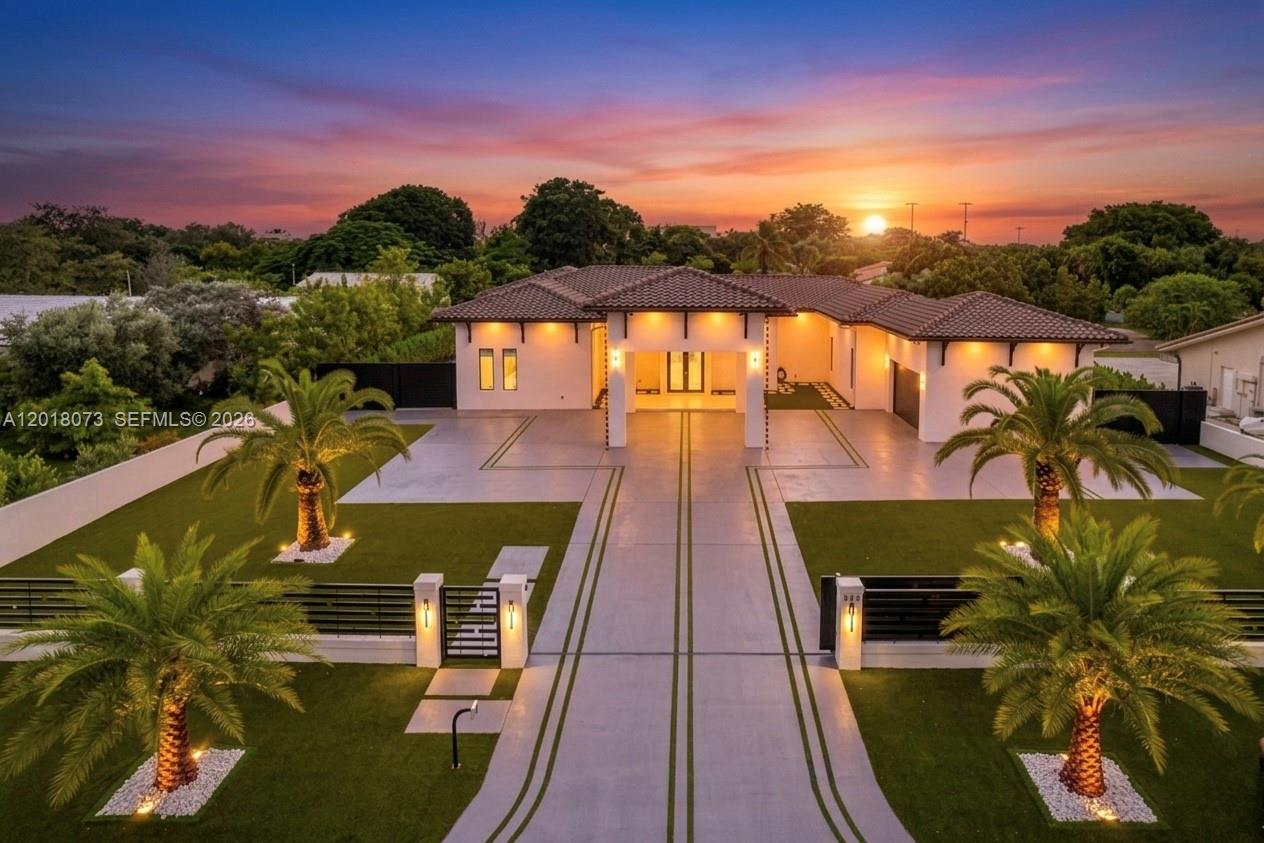 320 SW 125th Avenue