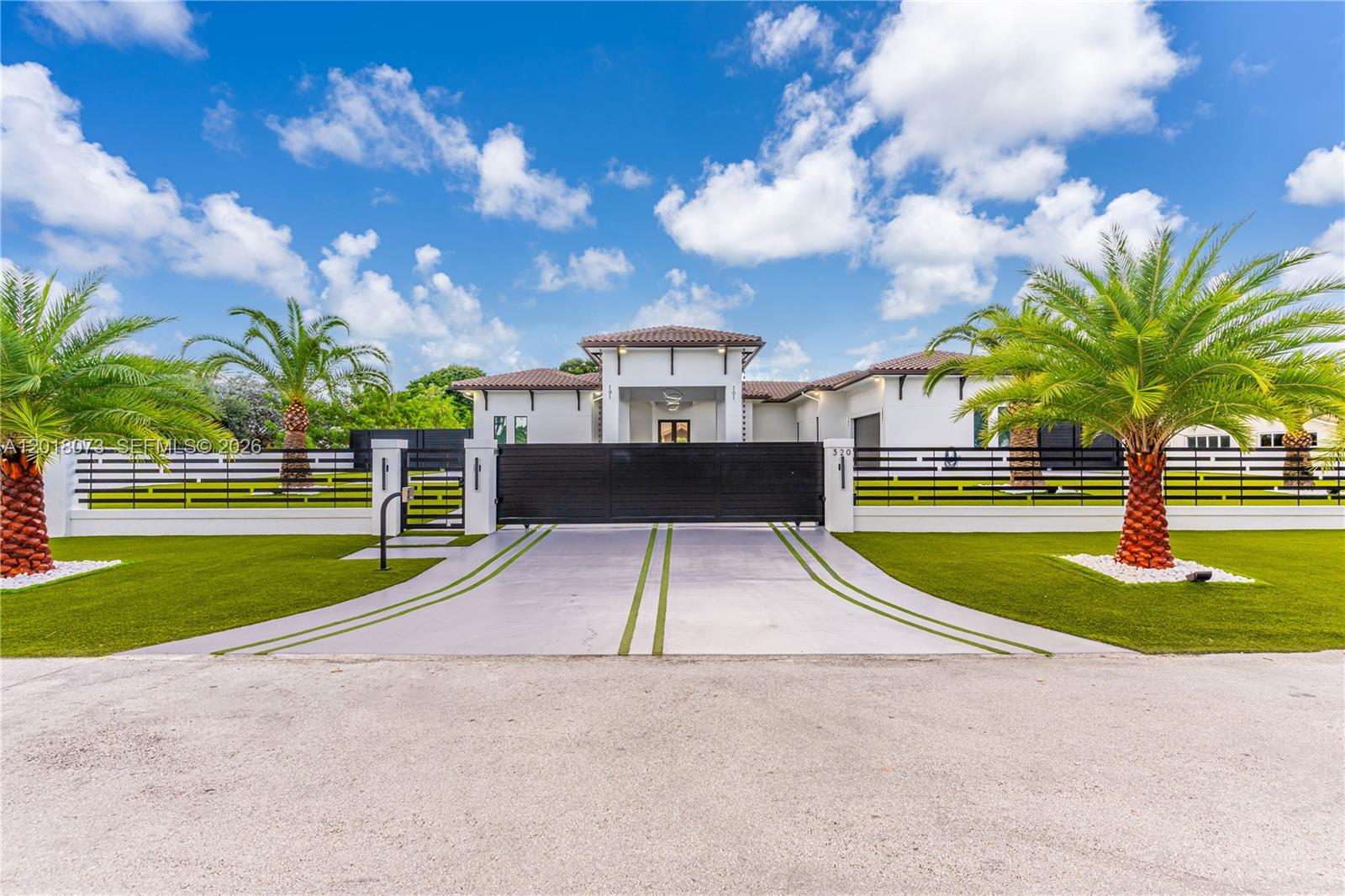 320 SW 125th Avenue