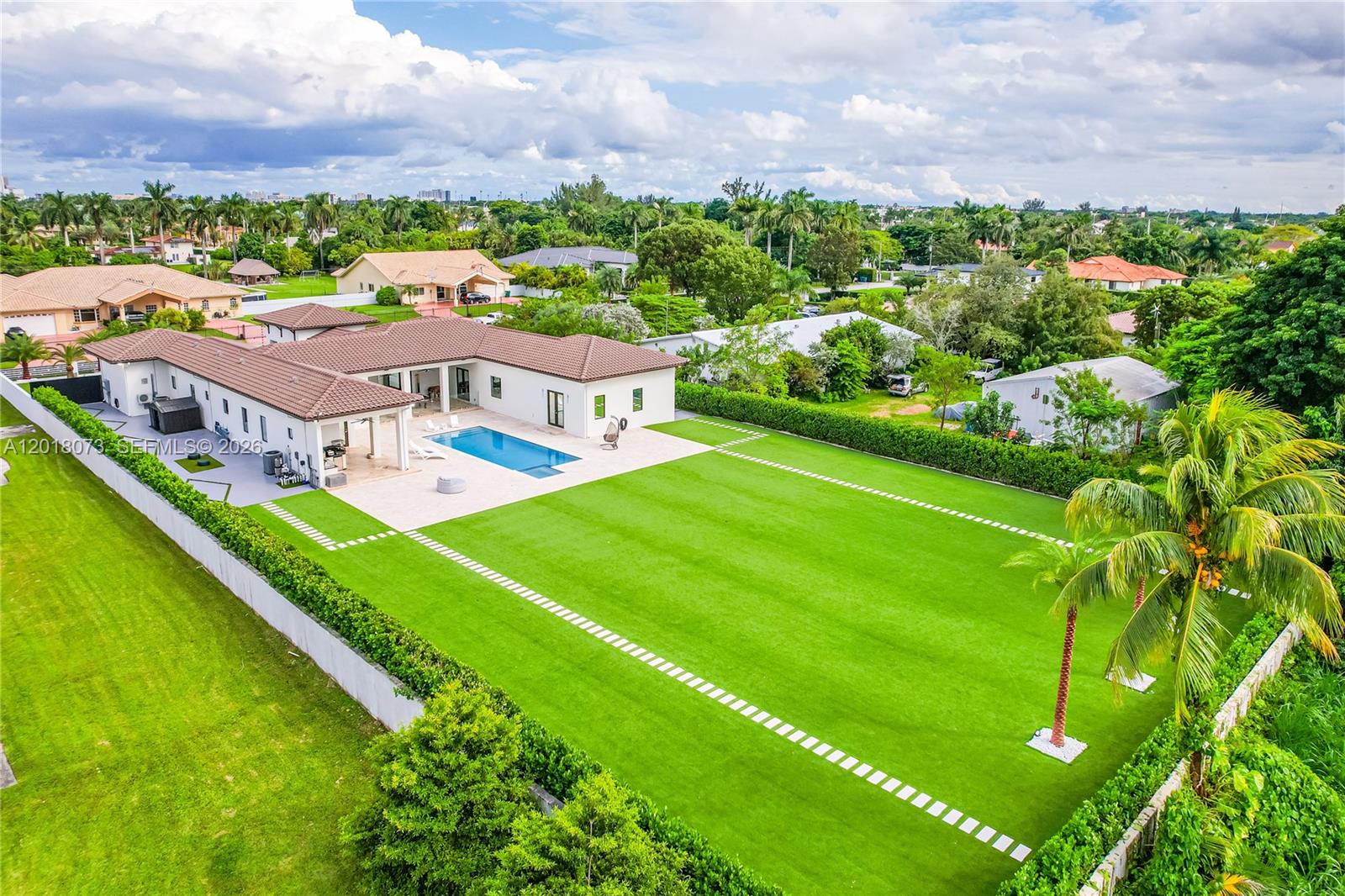 320 SW 125th Avenue