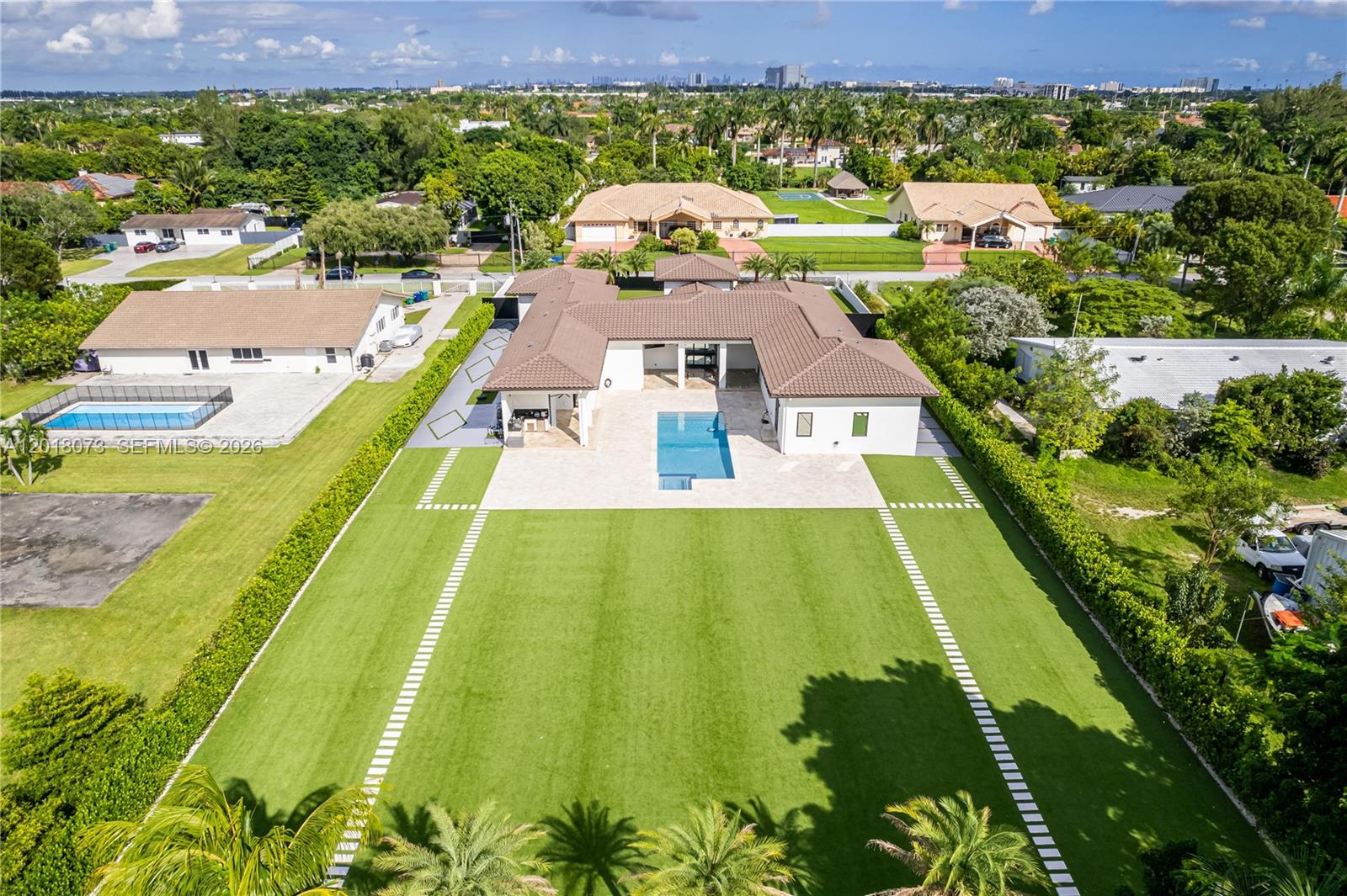 320 SW 125th Avenue
