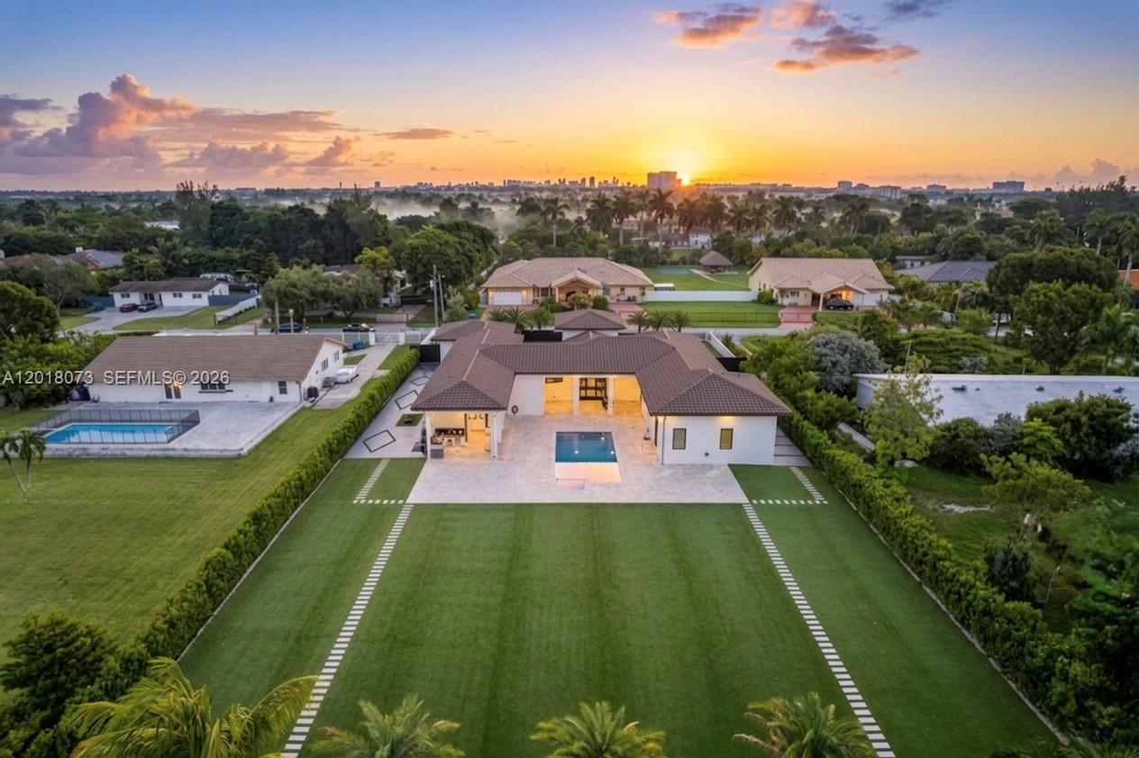 320 SW 125th Avenue