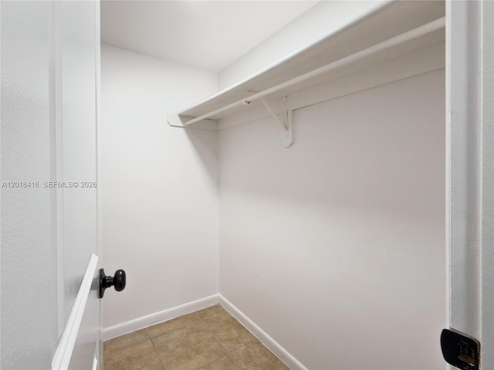 496 NW 165th St Road