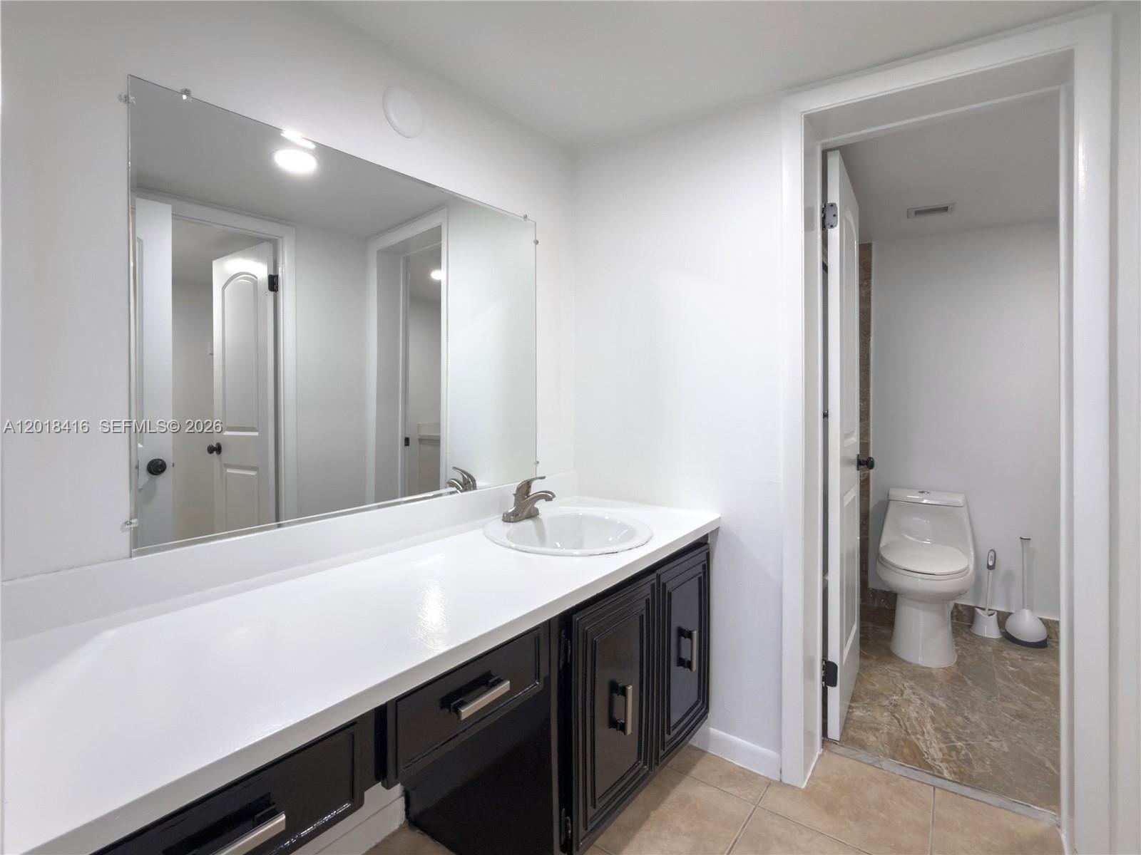 496 NW 165th St Road