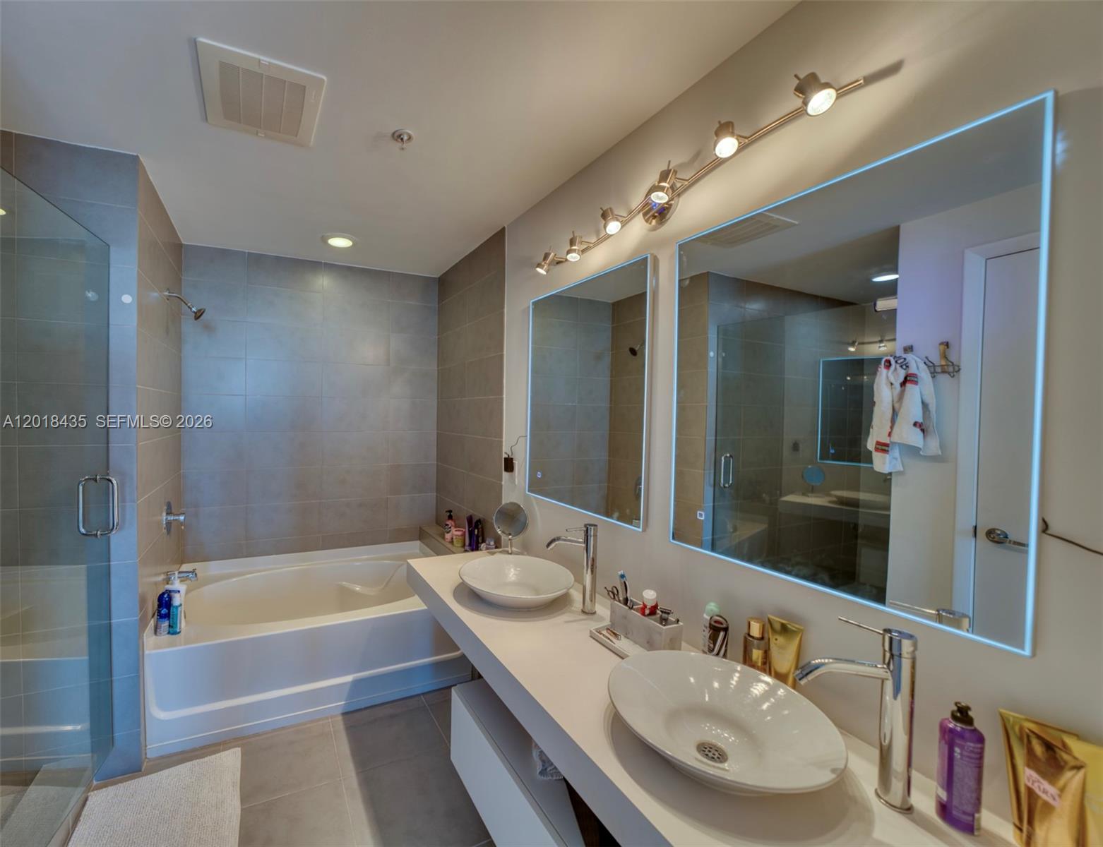 92 SW 3rd Street