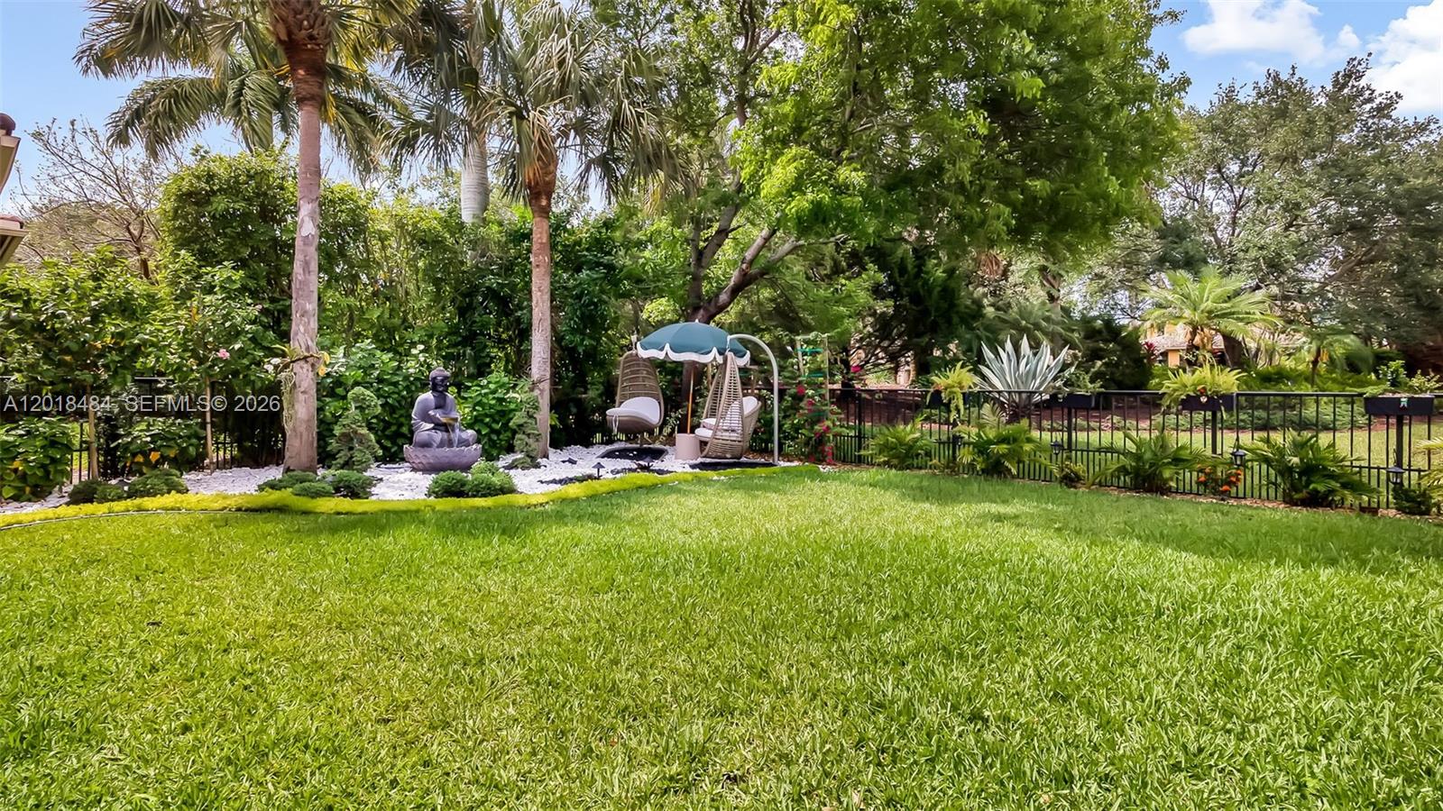 9587 Exbury Court